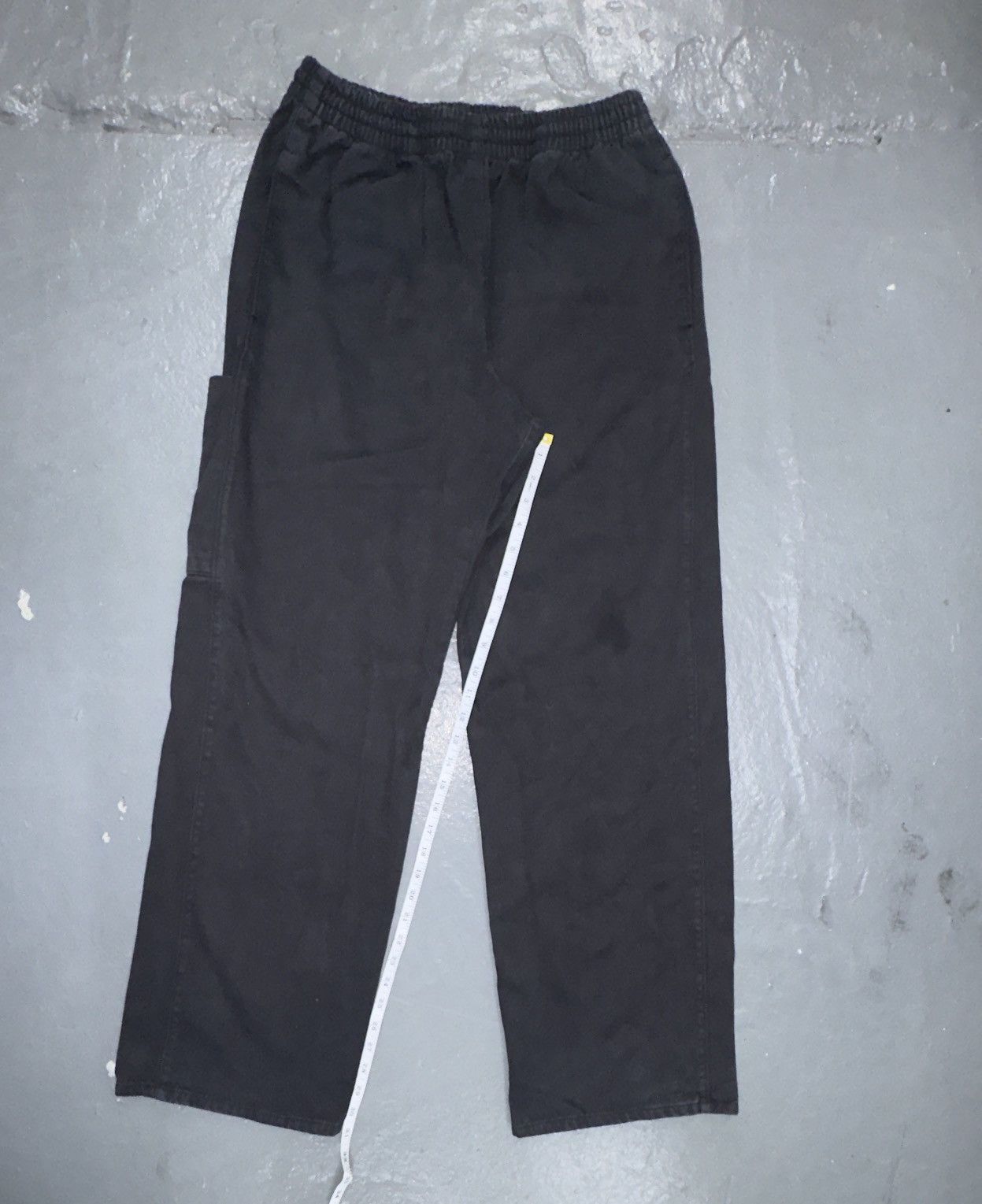 Balenciaga × Gap × Yeezy Yeezy black sateen cargo pants Size US 30 / EU 46 - 1 Thumbnail