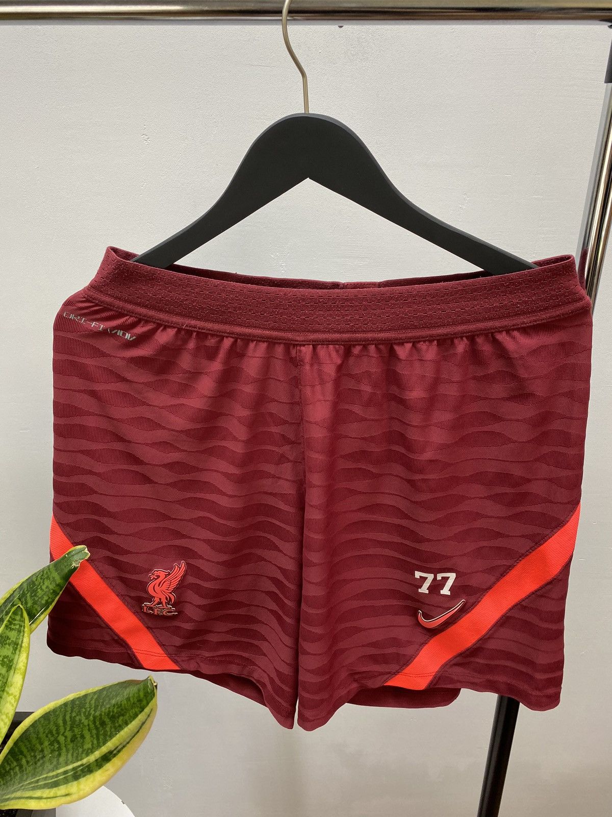 Nike Nike Liverpool 2021 2022 #77 James Norris Match Shorts Size US 34 / EU 50 - 4 Thumbnail