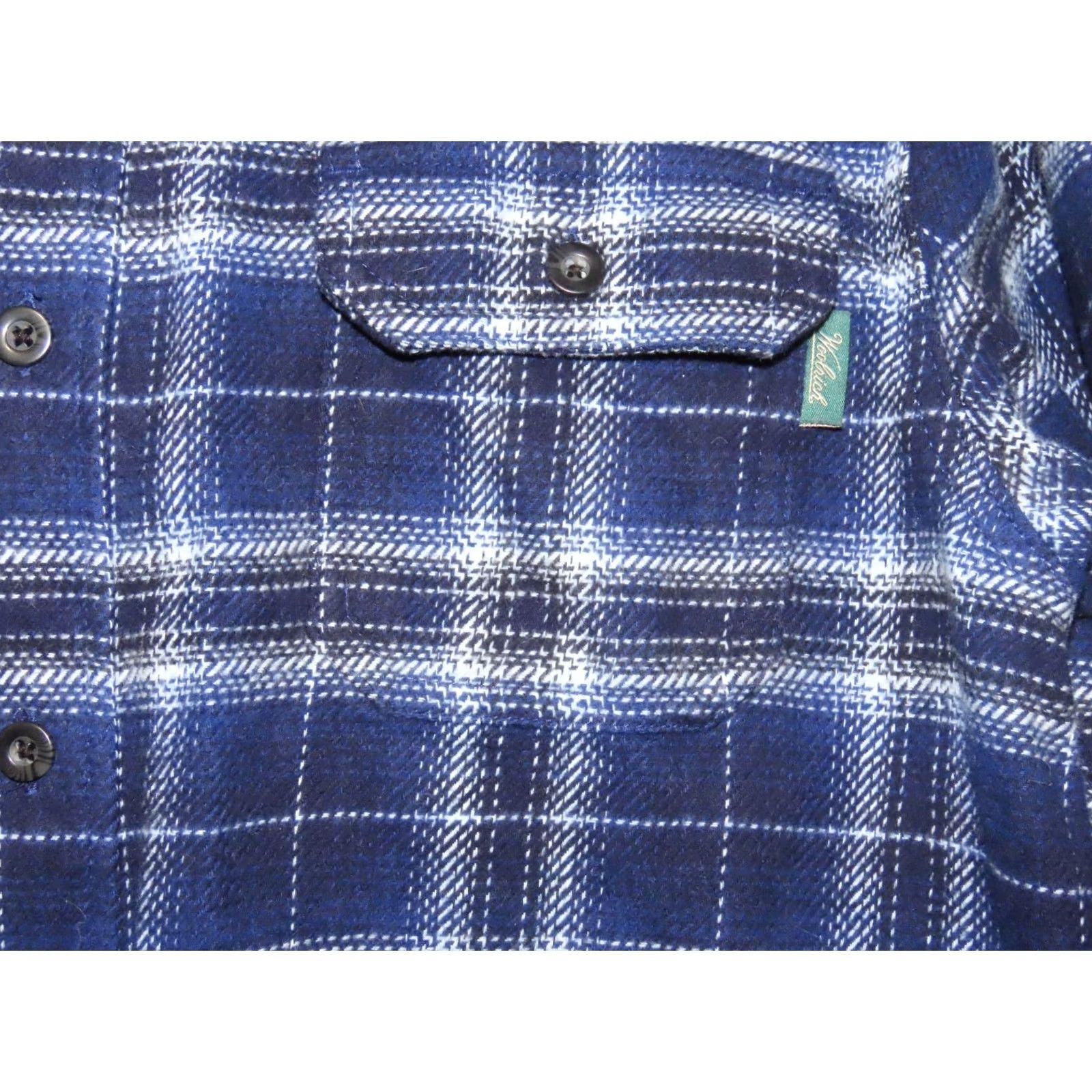 Vintage Woolrich Brawny Shirt Shacket Woolrich Mens Large Blue Plaid Flannel Heavy Button-Up Shirt Shacket Size US L / EU 52-54 / 3 - 6 Thumbnail