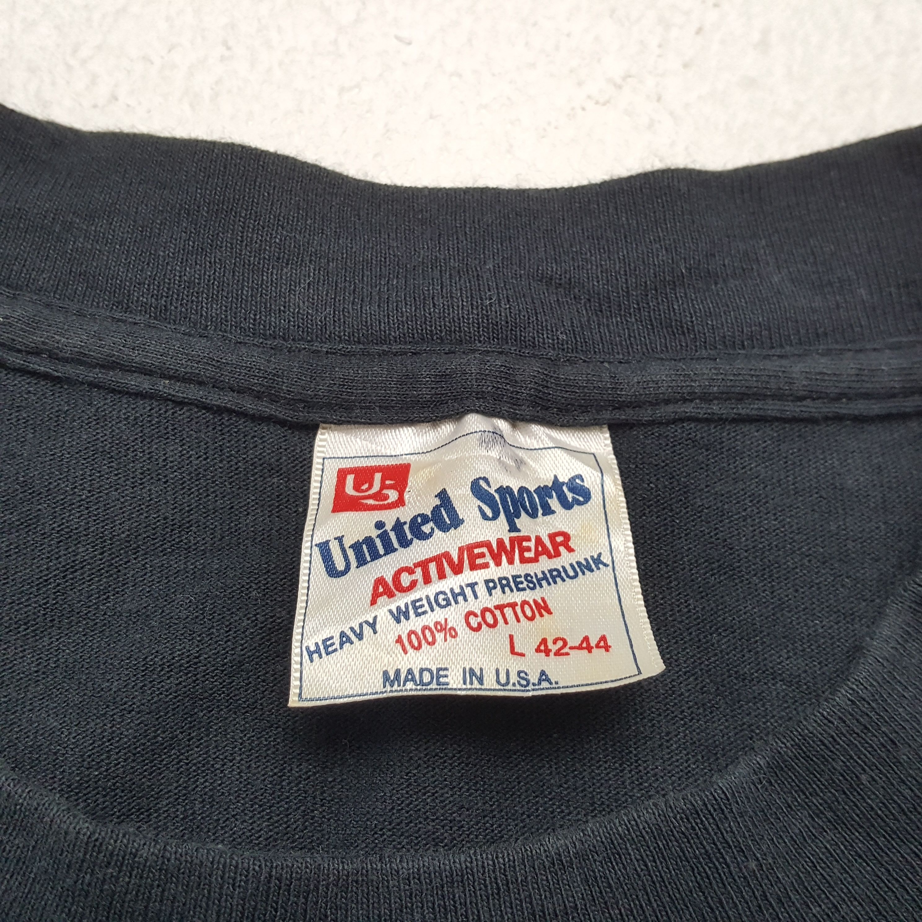 Vintage CATS Movie Center Design Vintage Tshirt Size US L / EU 52-54 / 3 - 7 Thumbnail