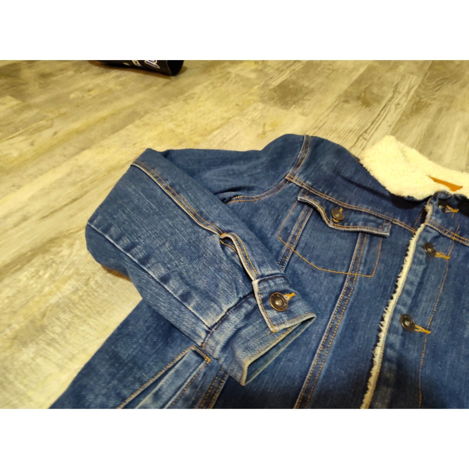 Vintage Weiweiniuzai Jean Jacket Sherpa Lined Very Thick Coat Button Closure EUC! Size US 31 - 5 Thumbnail