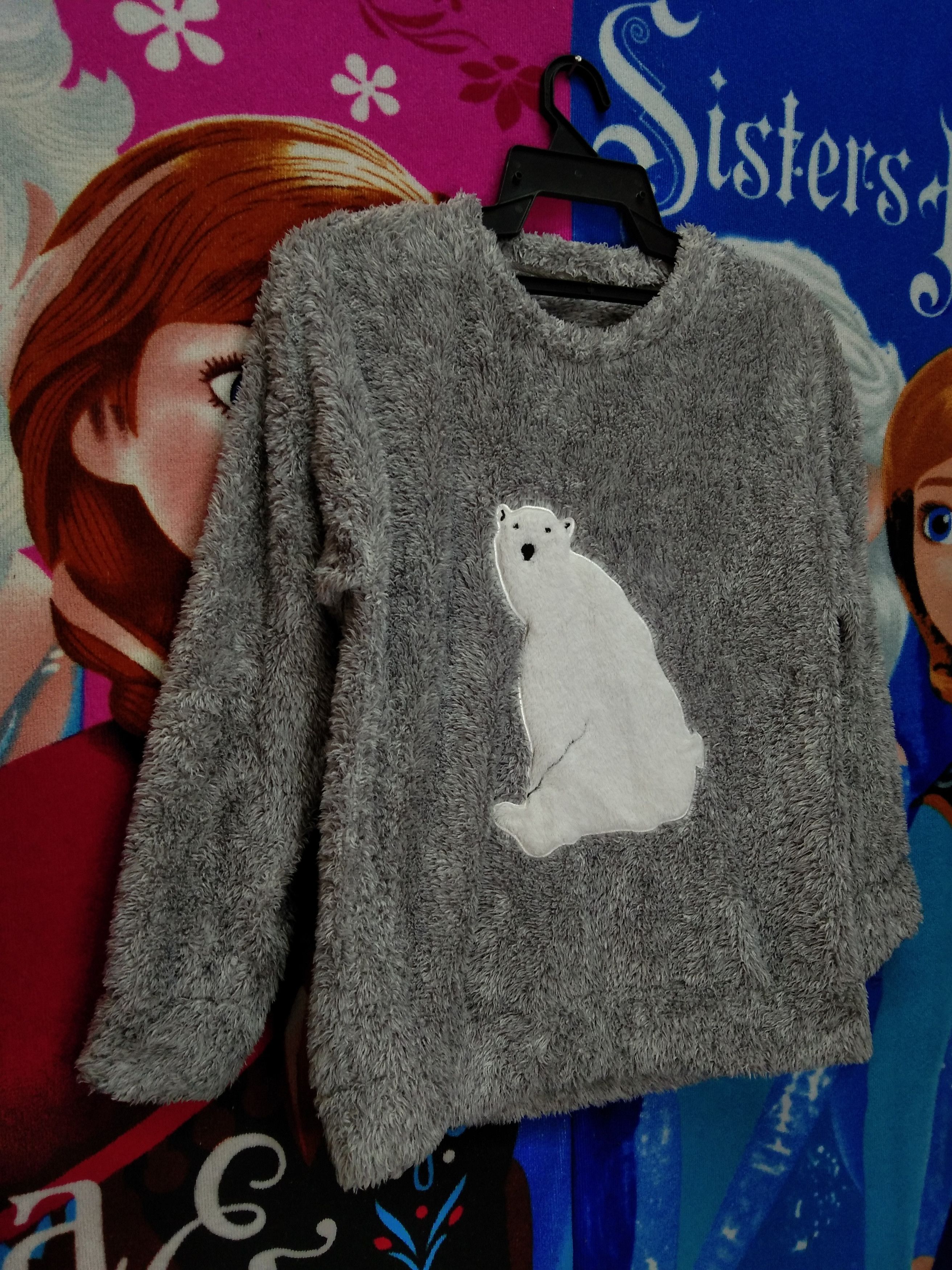 GU × Japanese Brand SOFT AND FLUFFY POLARBEAR SHIRT Size US S / EU 44-46 / 1 - 3 Thumbnail
