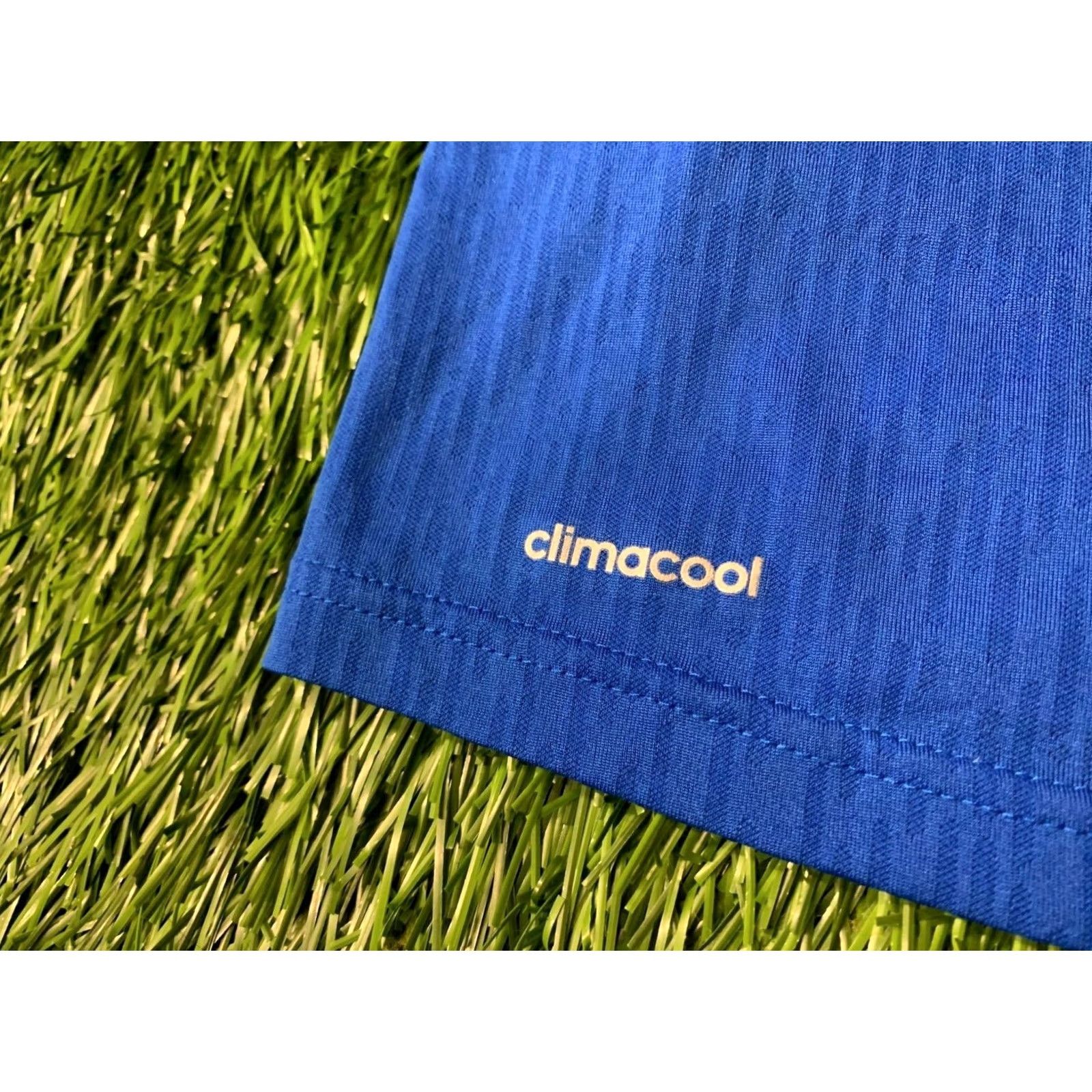 Adidas ADIDAS PERFORMANCE climacool ORIGINAL 2012 FOOTBALL SHIRT JERSEY SIZE L Shirt Men Blue and Yellow 2012 Adidas Climacool Football Shirt Size US L / EU 52-54 / 3 - 5 Thumbnail