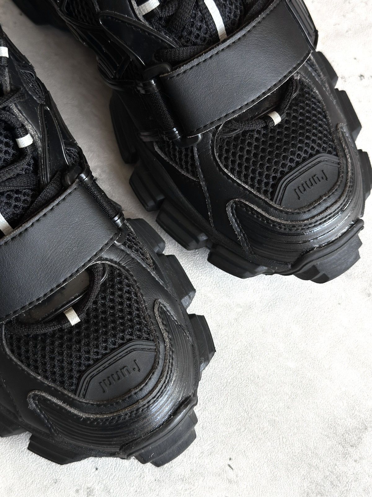 Juun.J SS20 VELCRO STRAP TECHNICAL RUNNERS Size US 9 / EU 42 - 12 Thumbnail