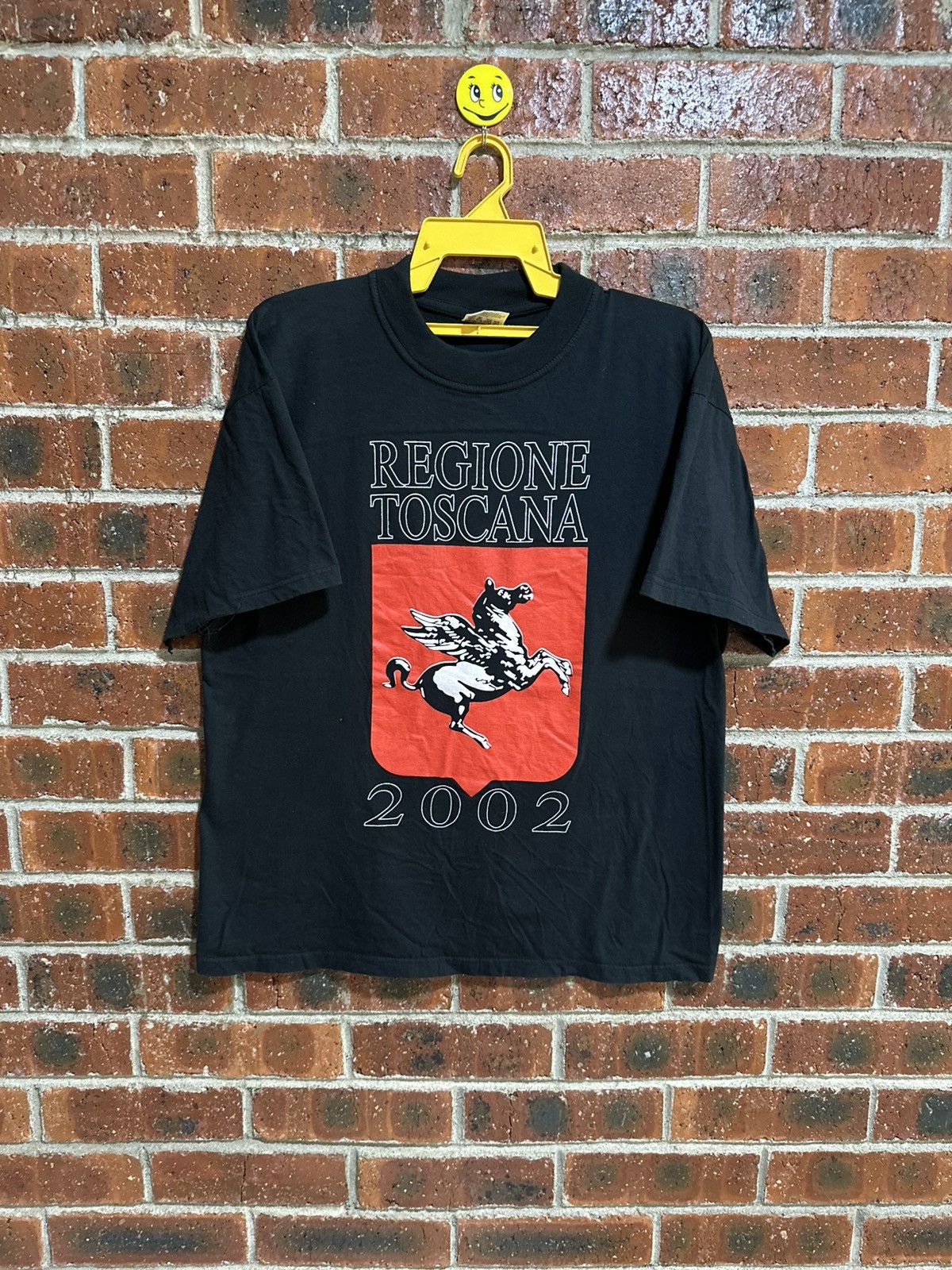 Vintage Vintage Regione Toscana 2002 Distress Tee Size US XL / EU 56 / 4 - 1 Thumbnail