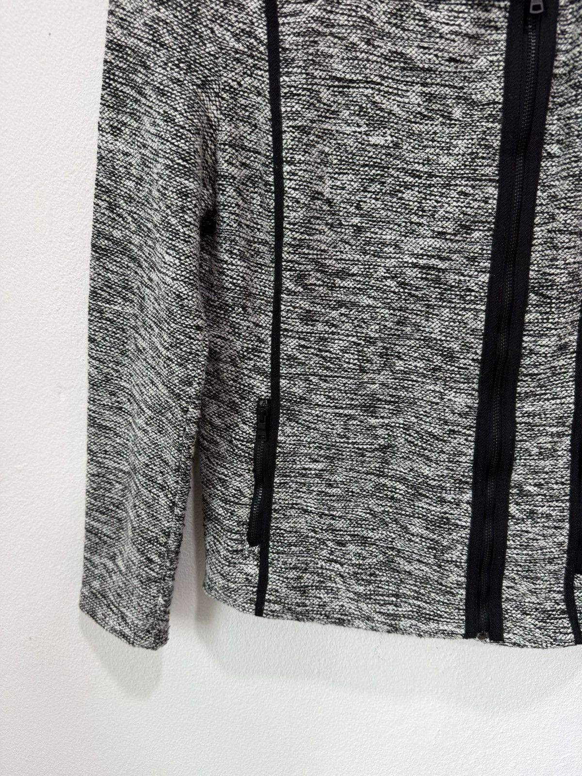 Armani Exchange A\X Armani Exchange Knit Style Casual Jacket Asymetric Size M / US 6-8 / IT 42-44 - 5 Thumbnail