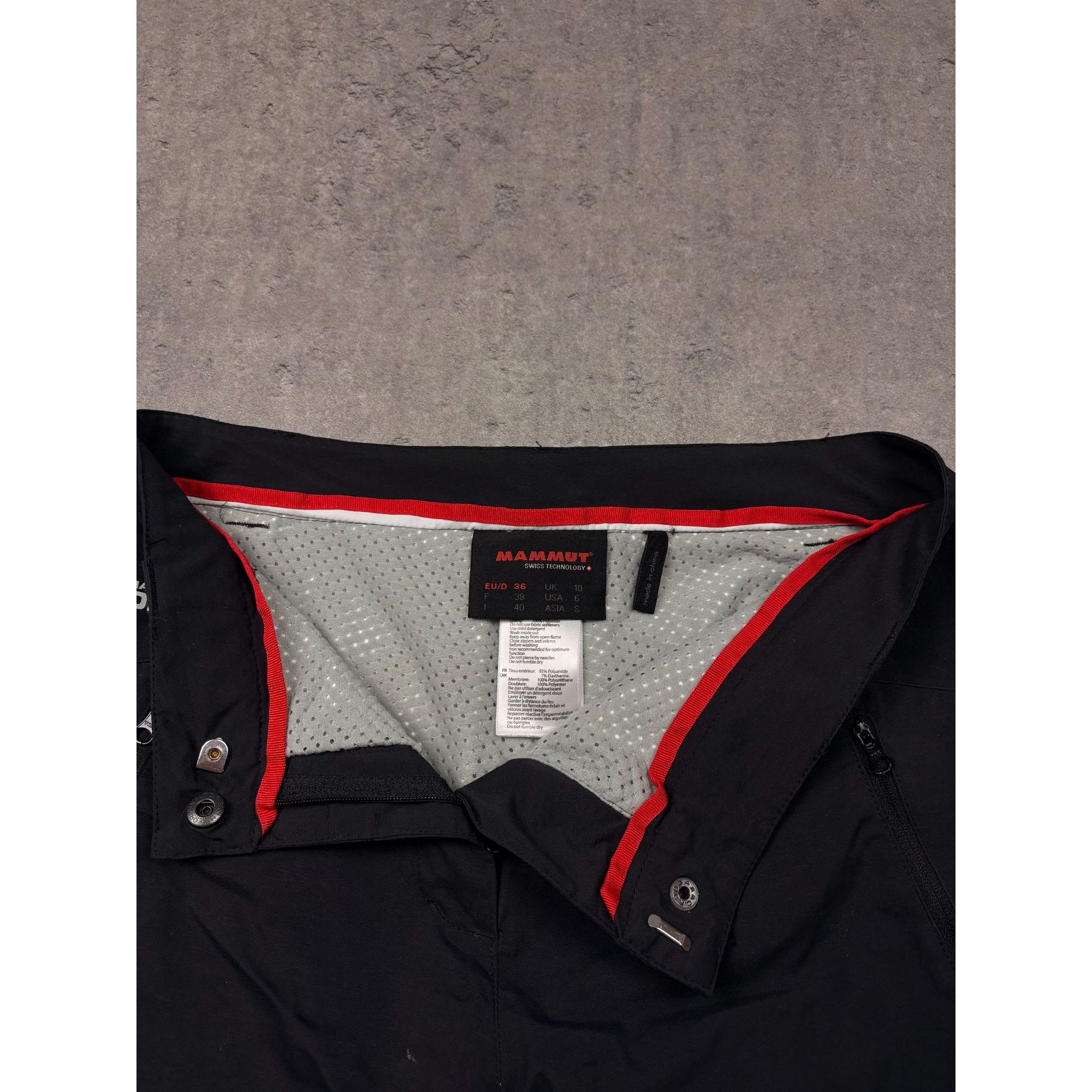 Mammut Mammut DRYtech Black Hiking Pants - Size 36 pant gorpcore st Size US 28 / EU 44 - 4 Thumbnail