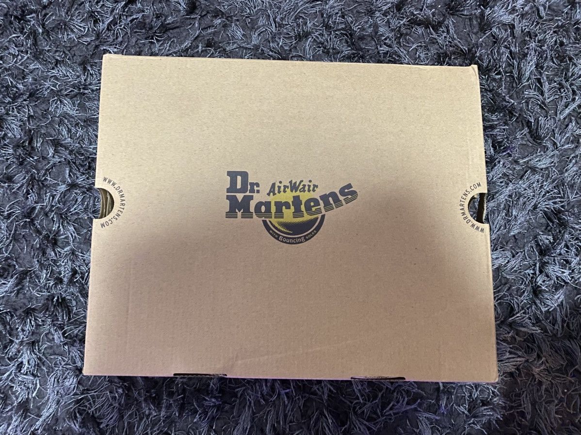 Dr. Martens Dr Martens JADON BOOTS SMOOTH LEATHER PLATFORMS Size US 8 / EU 41 - 8 Thumbnail
