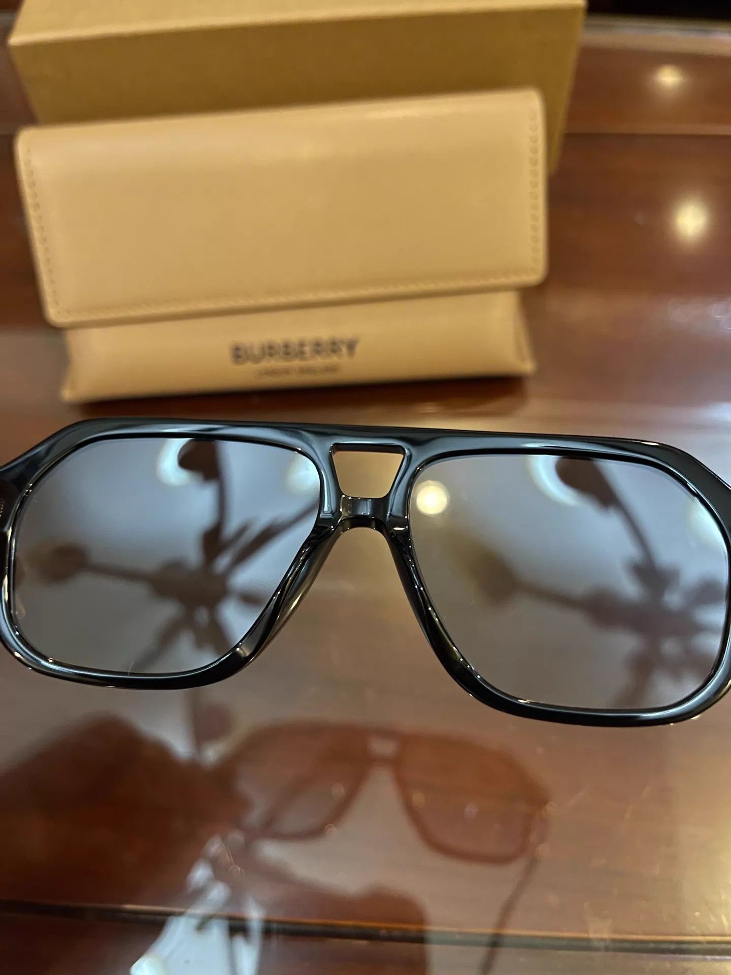 Burberry Burberry Women's Thick Frame Bright Red Sunglasses Size ONE SIZE - 3 Thumbnail