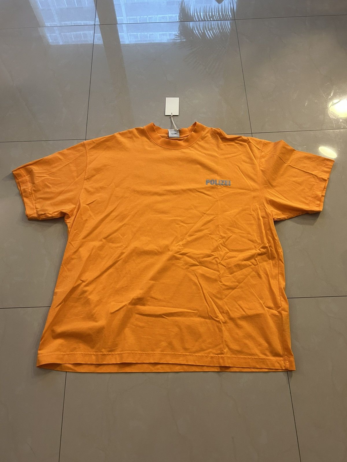 Vetements Vetements 3m Polize Tee Size US XL / EU 56 / 4 - 1 Thumbnail