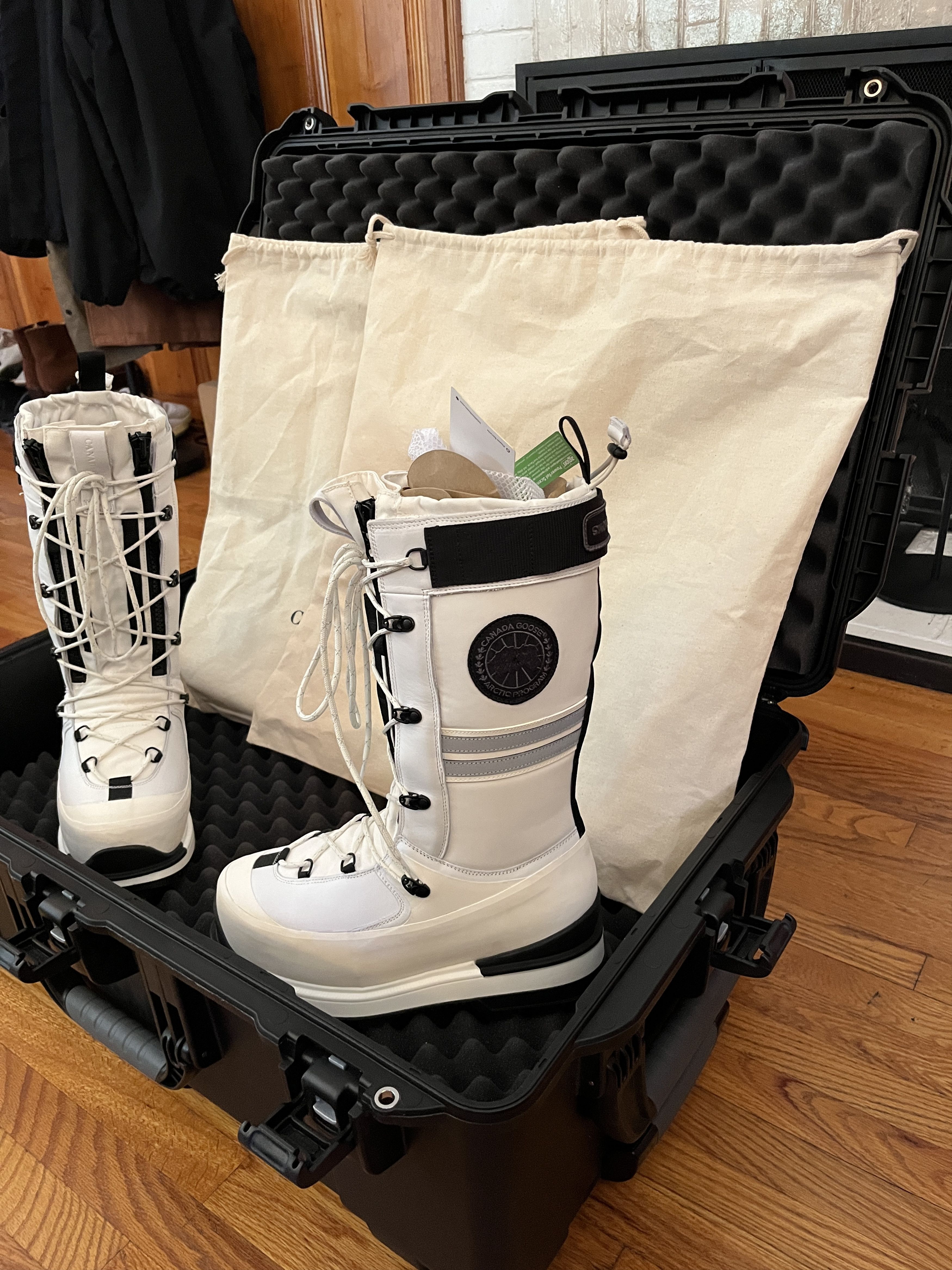Canada Goose CANADA GOOSE SNOW MANTRA BOOTS Size US 9 / IT 39 - 6 Thumbnail