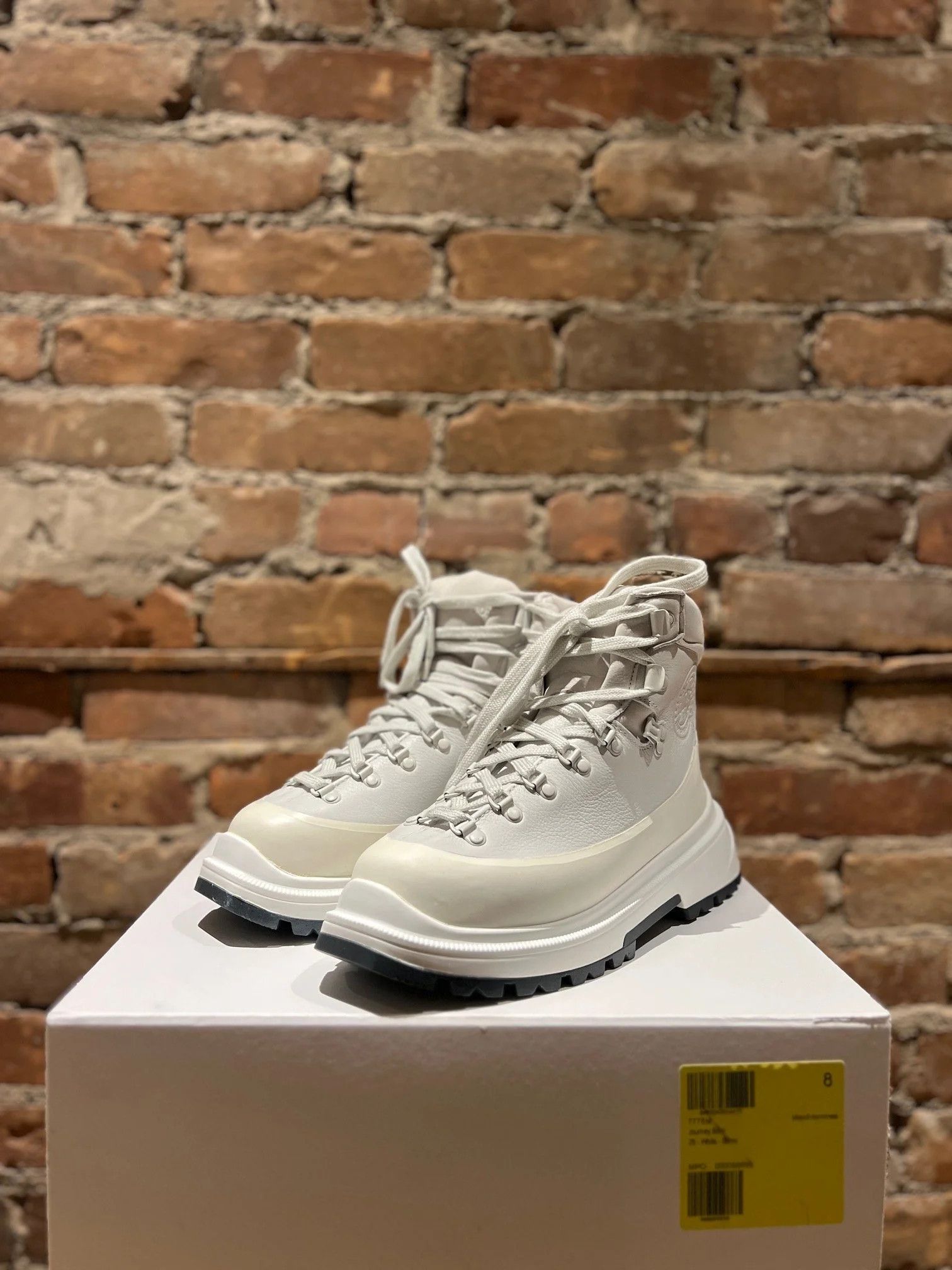 Canada Goose Canada Goose Journey Boot Size US 8 / EU 41 - 1 Thumbnail