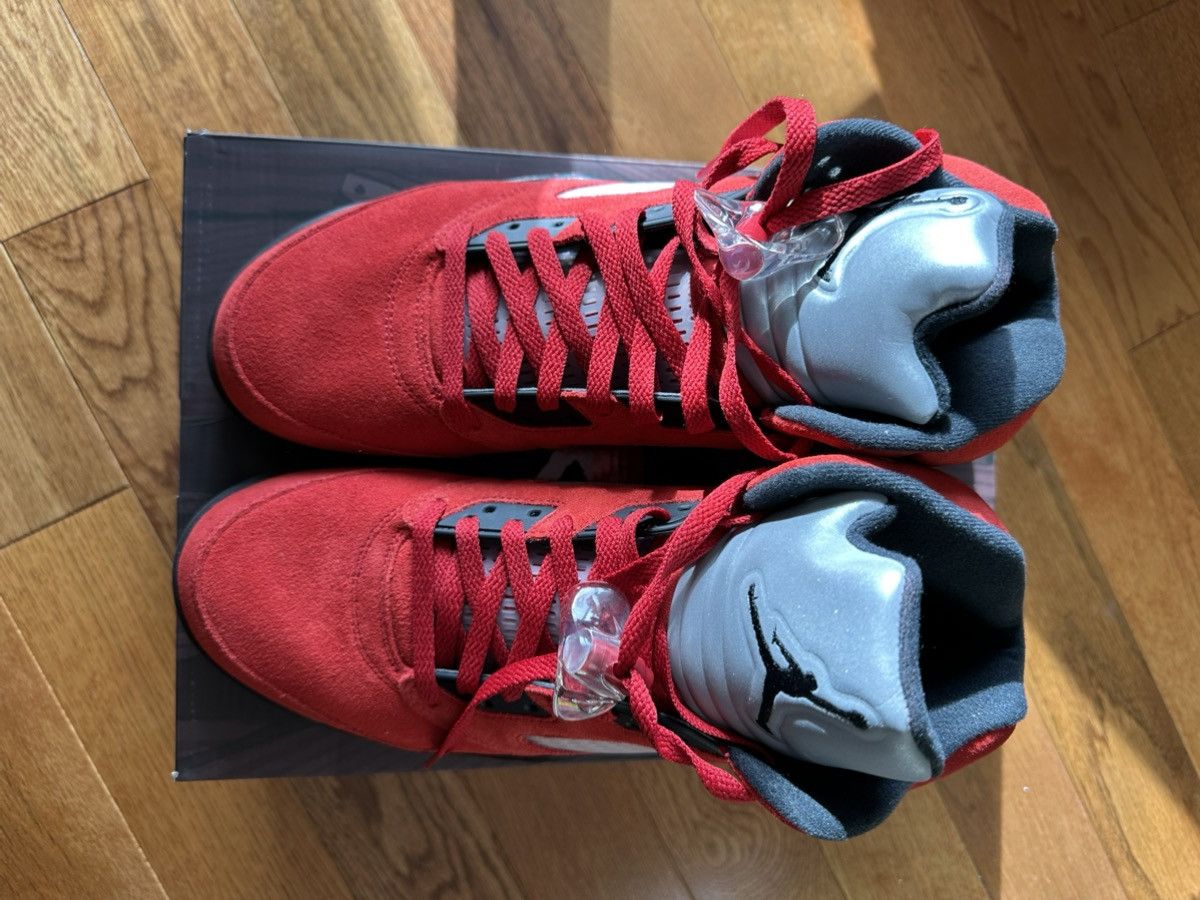Jordan Brand × Nike Air Jordan 5 Toro Bravo Size US 12 / EU 45 - 3 Thumbnail