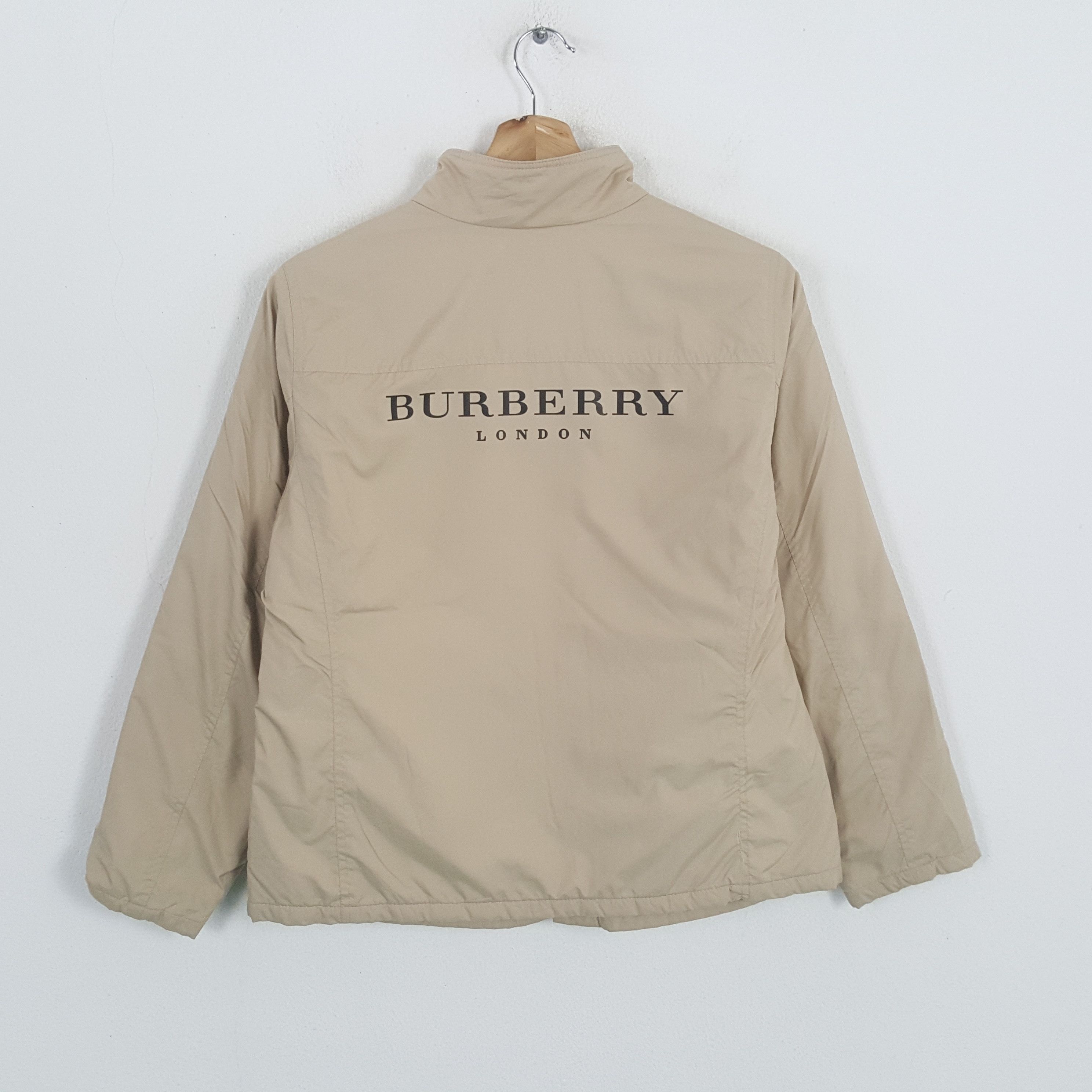 Burberry × Japanese Brand × Vintage Vintage BURBERRY LONDON Fashion Brand Jakcet Size US S / EU 44-46 / 1 - 1 Thumbnail