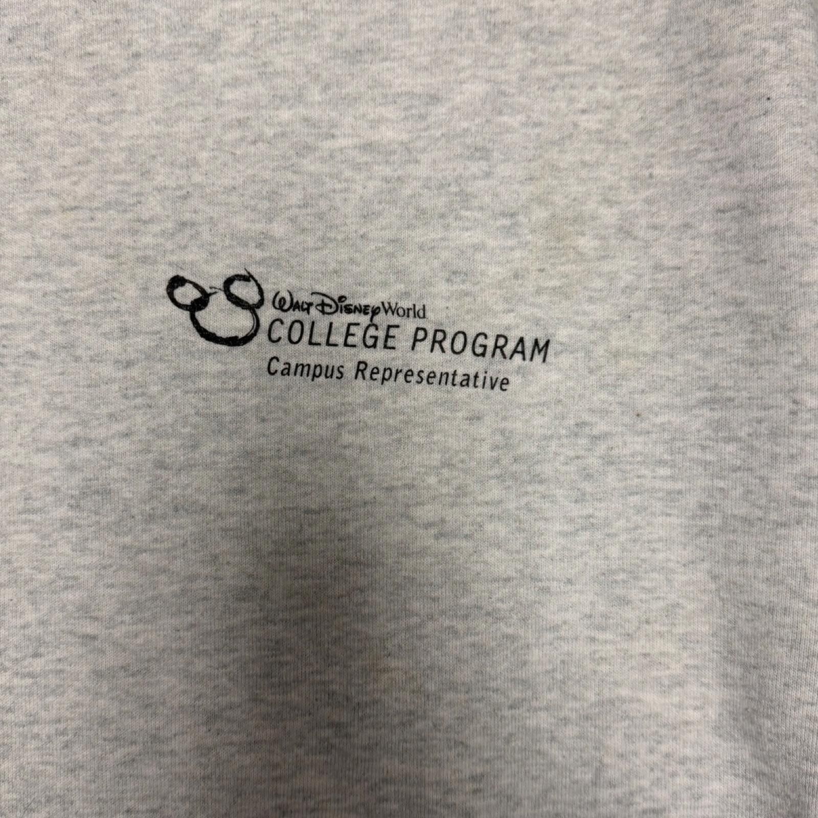 Fruit Of The Loom Disney Dream it. Do it. Crewneck — XL — Size US XL / EU 56 / 4 - 3 Thumbnail