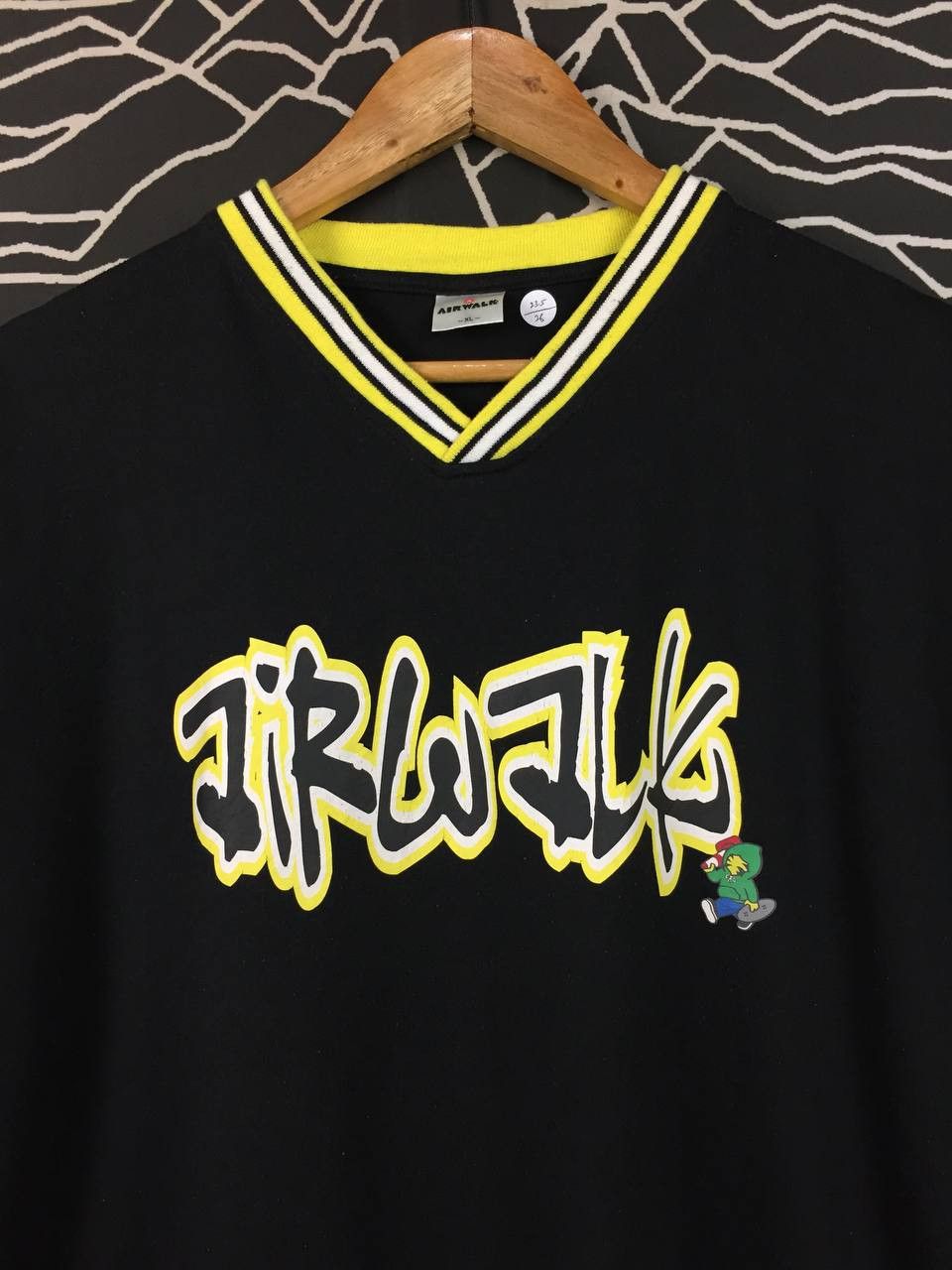 Airwalk Vtg Airwalk Skateboards Daily Dose of Freedom V-Neck Tee Size US XL / EU 56 / 4 - 3 Thumbnail