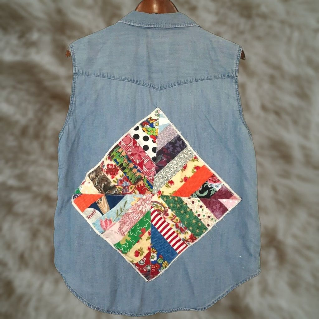 American Eagle Outfitters VINTAGE Chambray Cut Off Shirt Vest Quilt Patches Pearl Snap Paint Splatter L Size L / US 10 / IT 46 - 1 Thumbnail