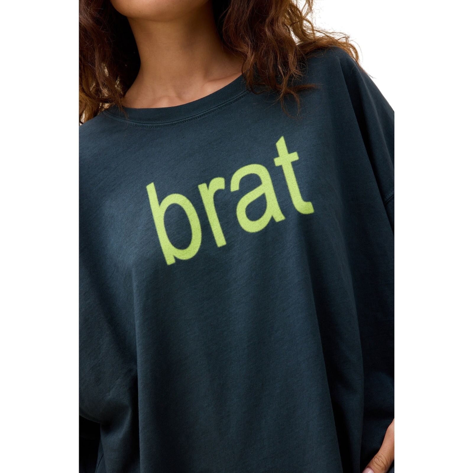 Daydreamer DAYDREAMER Charli XCX Brat One Size (OS) Long Sleeve Tee New Size ONE SIZE - 7 Thumbnail