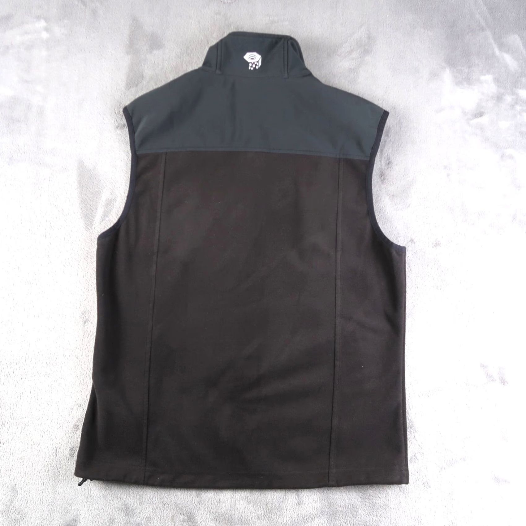 Mountain Hardwear Mountain Hardwear Vest Mens M Black Fleece Full Zip Pockets Outdoor Size US M / EU 48-50 / 2 - 2 Thumbnail