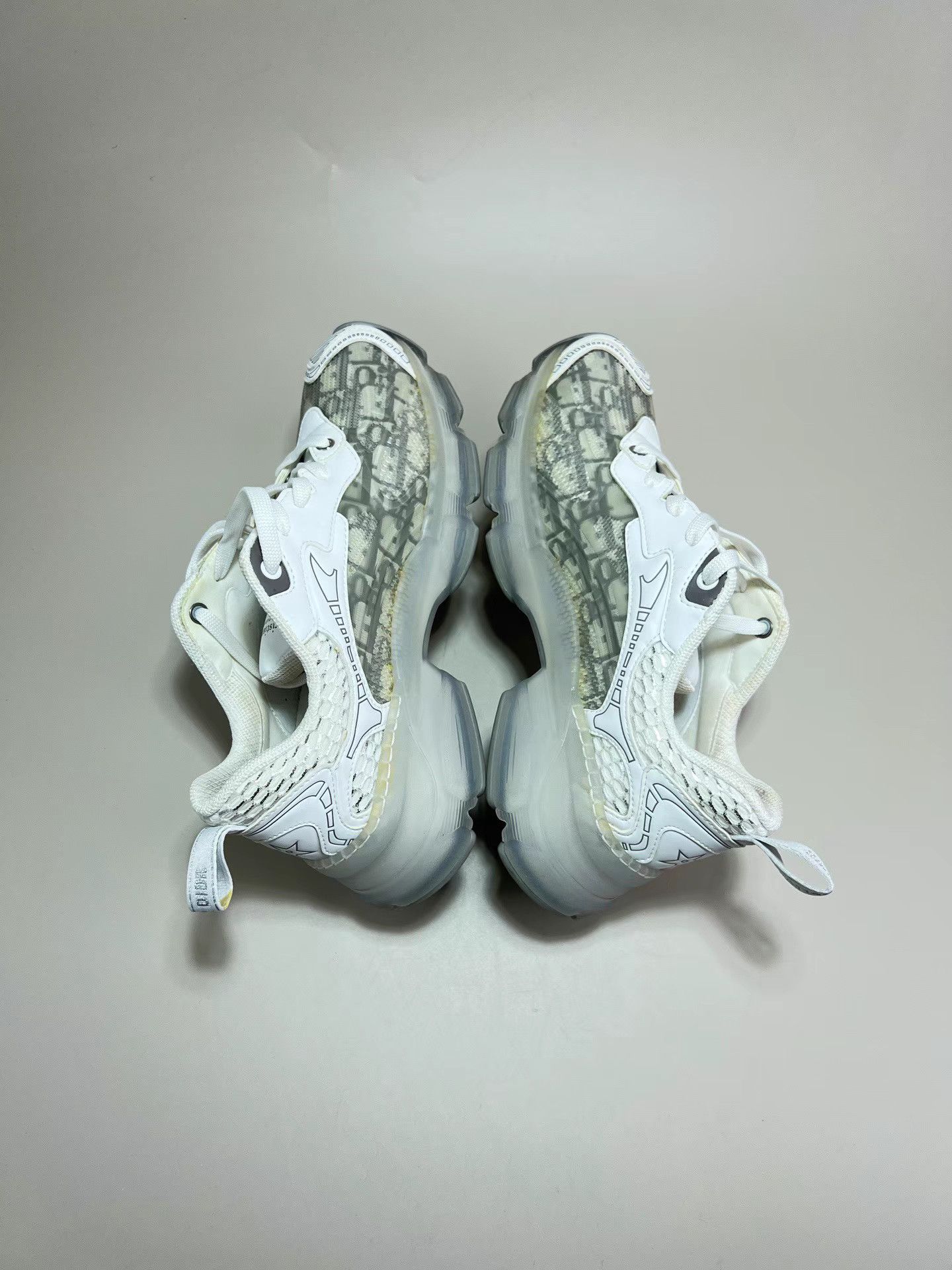 Dior DIOR Gray & White Oblique Sneakers Size US 8.5 / IT 38.5 - 6 Thumbnail