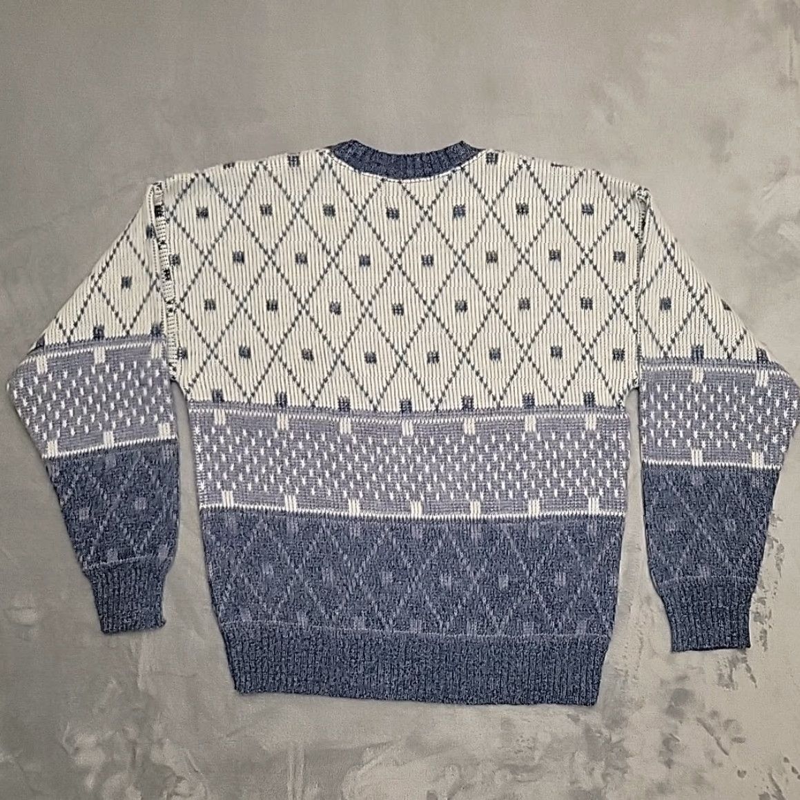 London Fog VINTAGE London Fog Sweater Mens L Blue White Geometric Knit Grandpa Made USA Vintage Size US L / EU 52-54 / 3 - 6 Thumbnail