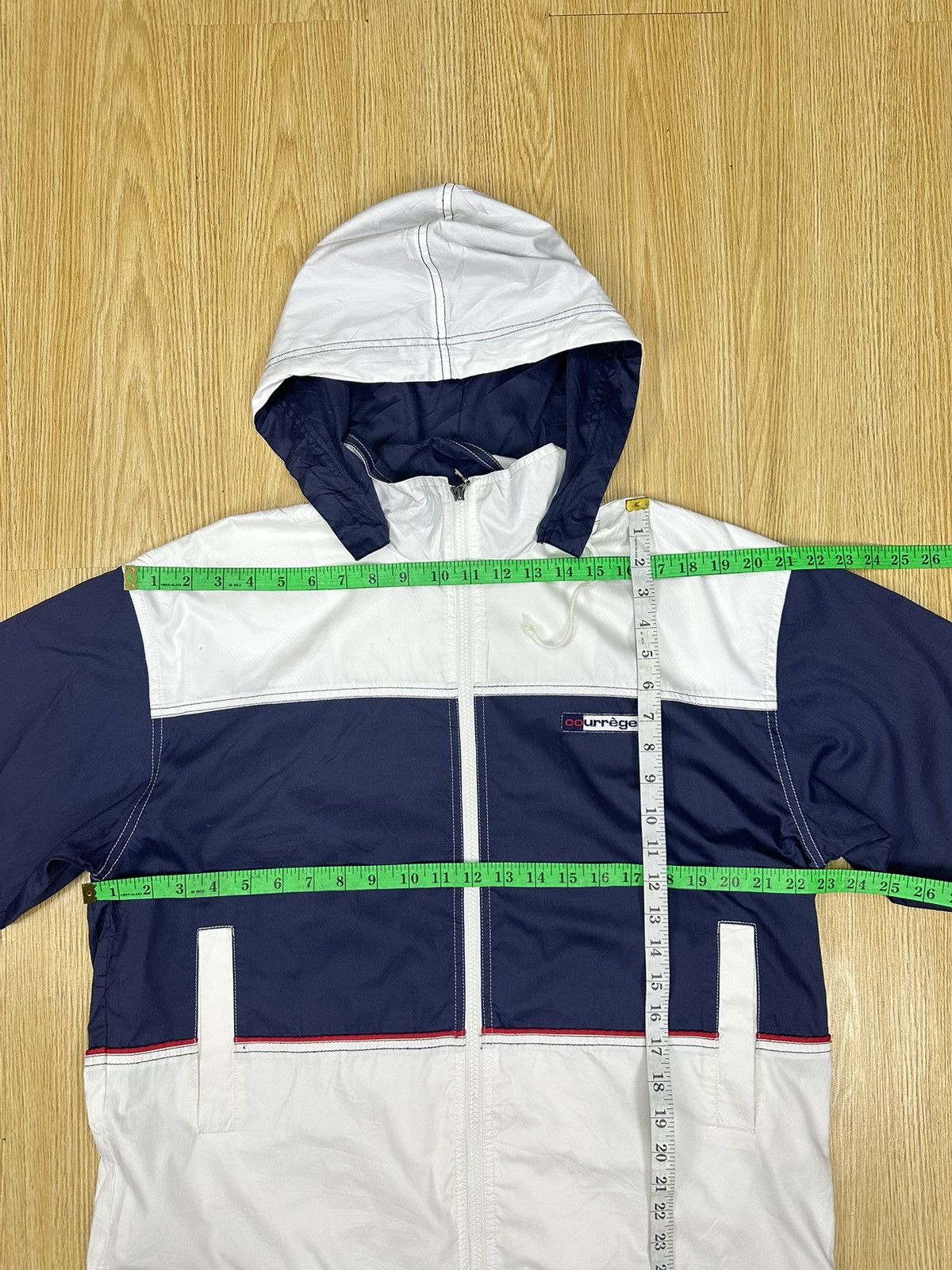 Courreges Courreges Nylon Windbreaker Vintage Jacket Z207 Size US L / EU 52-54 / 3 - 10 Thumbnail