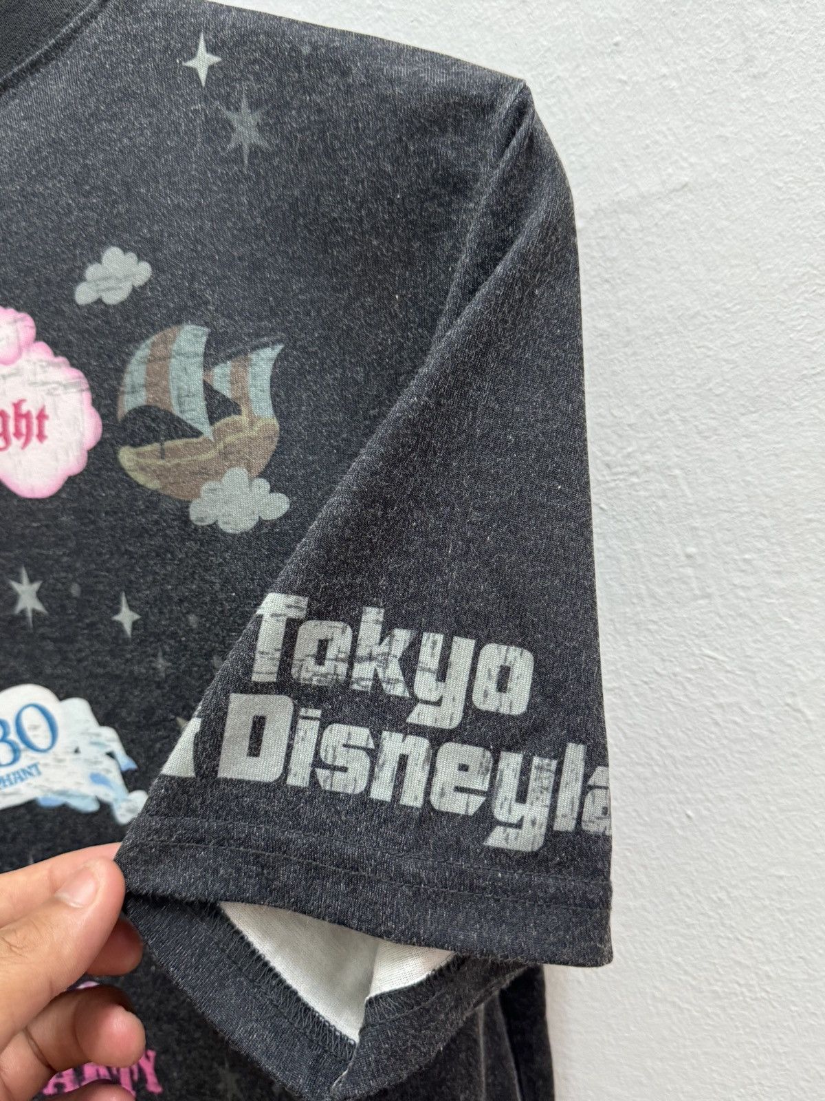 Disney × Japanese Brand × Vintage VINTAGE TOKYO DISNEY CHARACTER MOVIES TEE Size US XS / EU 42 / 0 - 9 Thumbnail