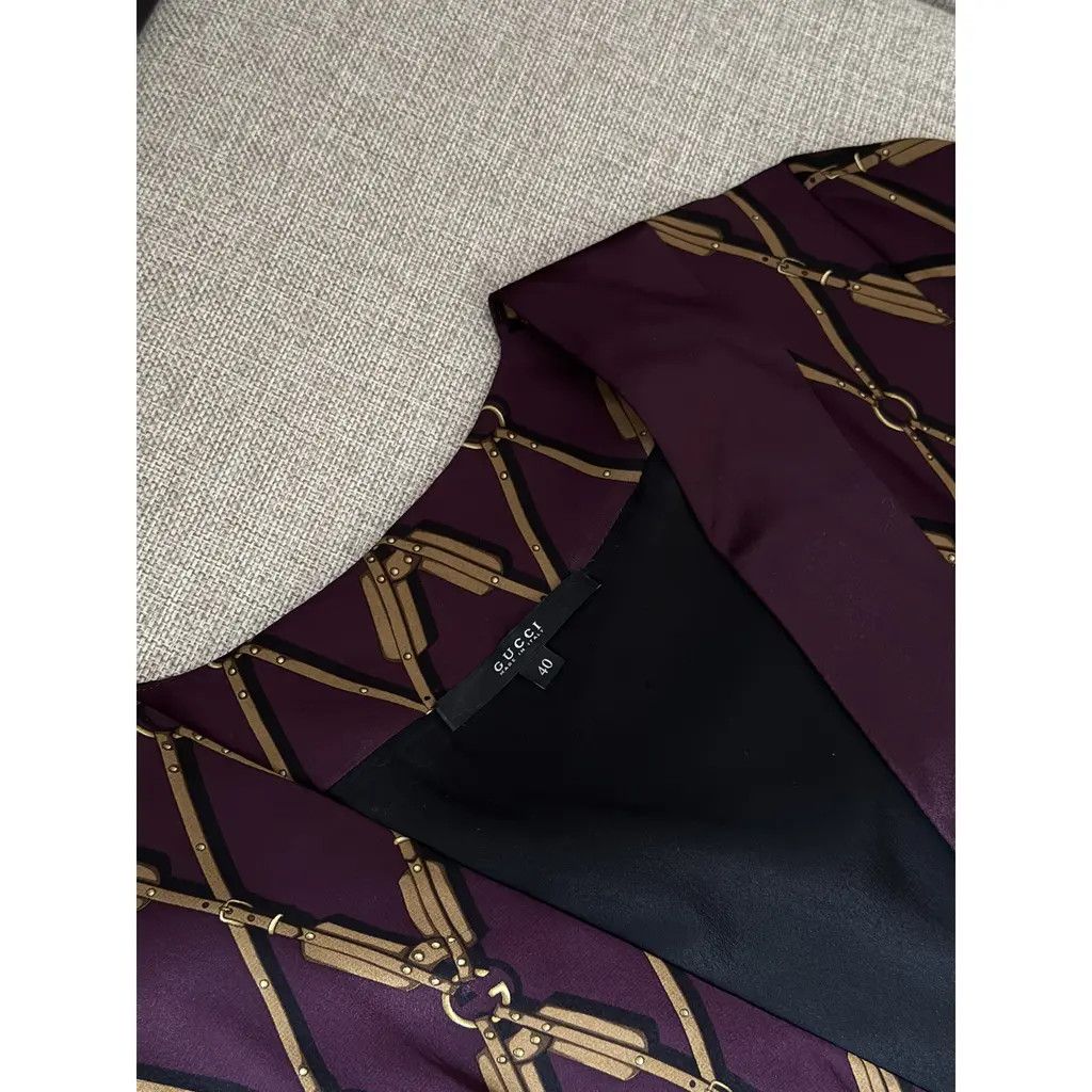 Gucci Gucci Vintage Burgundy Chain Print Silk Wrap Dress Gold IT40 Size S / US 4 / IT 40 - 6 Thumbnail