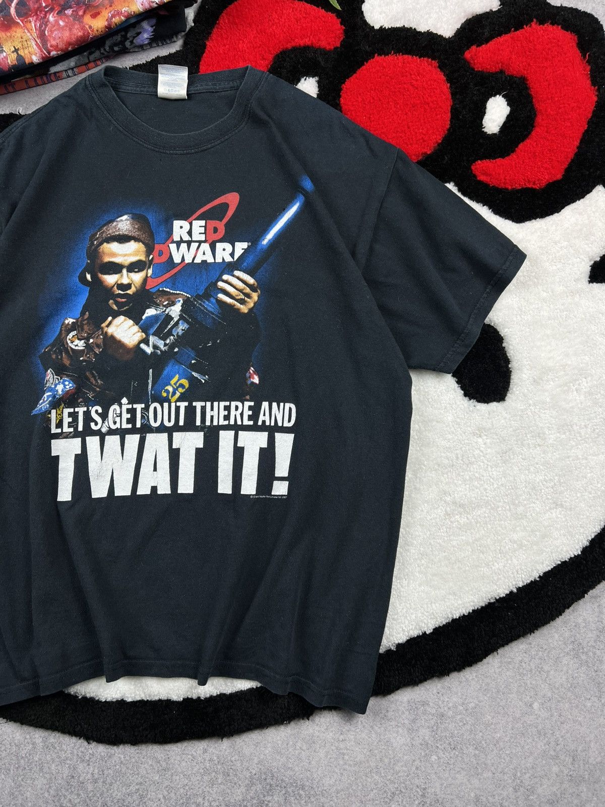 Band Tees Vintage Red Dwarf Twat It! Movie 2007 Japanese Y2K Tee Shirt Size US L / EU 52-54 / 3 - 3 Thumbnail