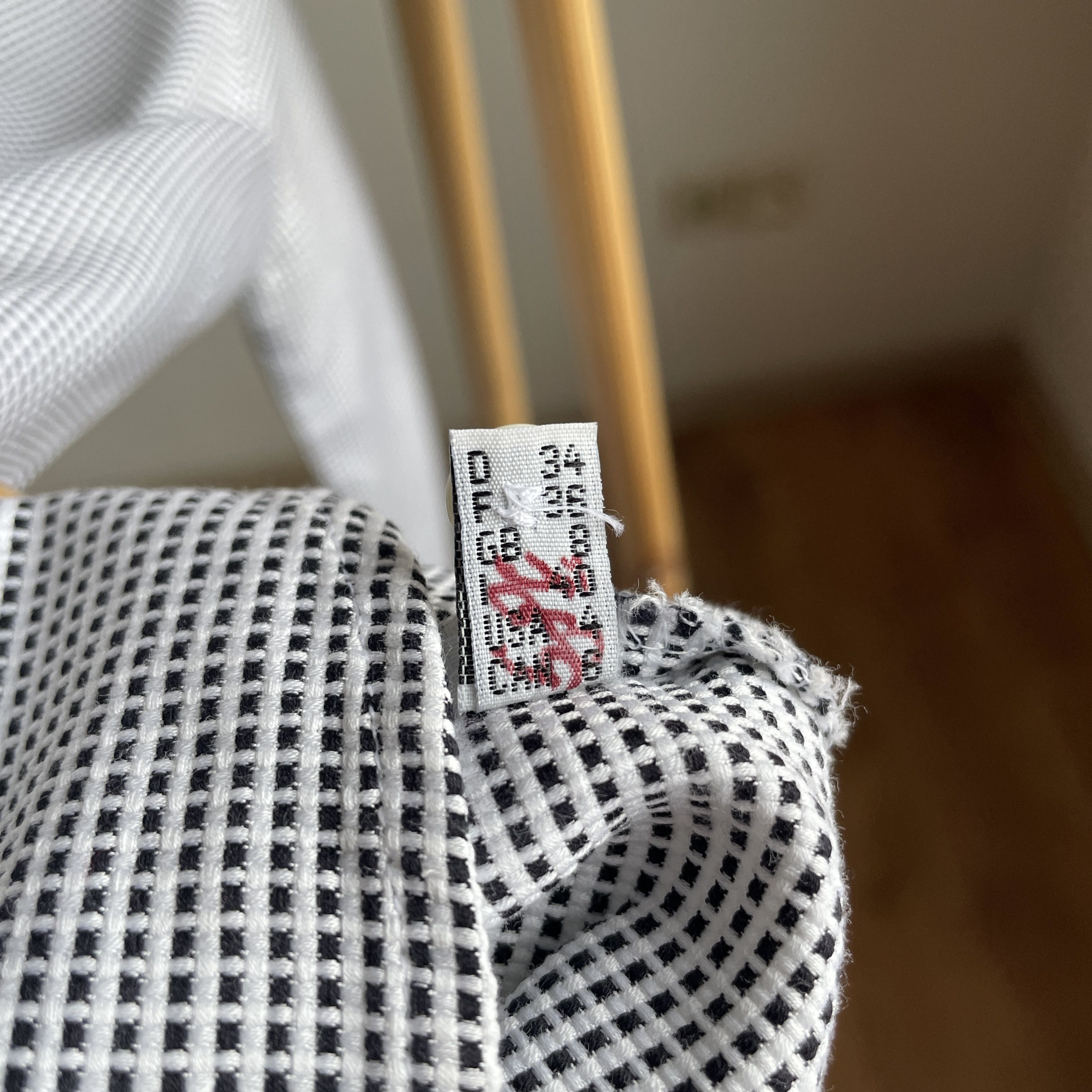 Burberry Burberry Womens Checkered Shirt Size US 4/ GB 8/ EU 36 Size S / US 4 / IT 40 - 11 Thumbnail
