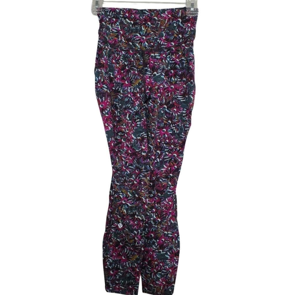 Lululemon Lululemon Women's Size 4 Fuschia Blue Floral 26" Leggings Size 27" / US 4 / IT 40 - 2 Thumbnail