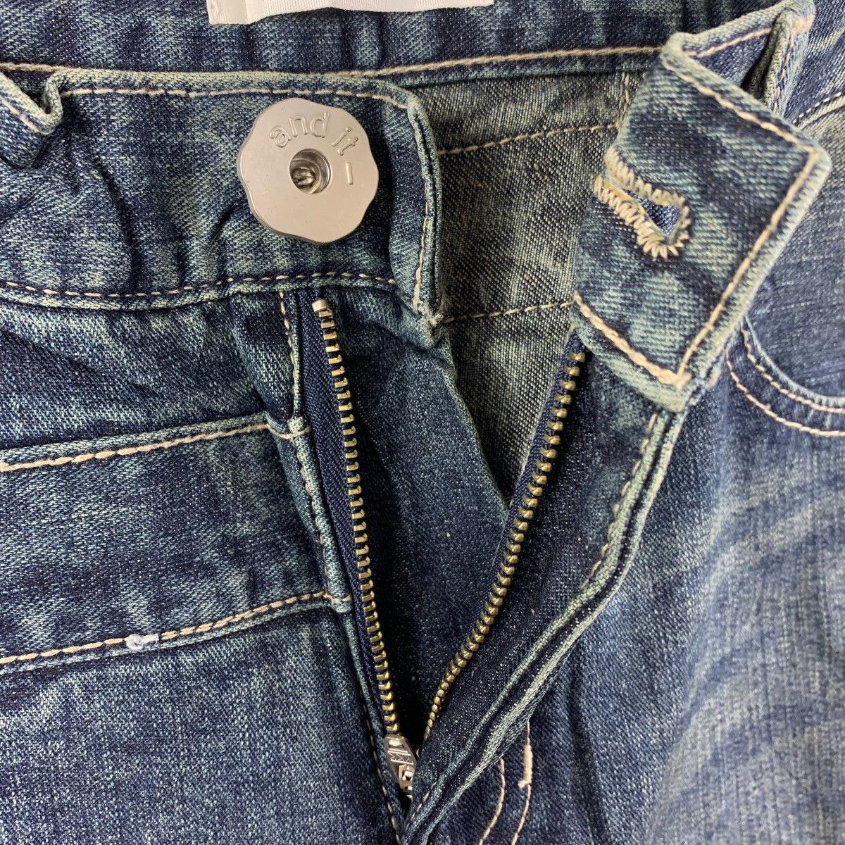 Designer × Japanese Brand AND IT Half double waist blue jeans Size 32" / US 10 / IT 46 - 13 Thumbnail