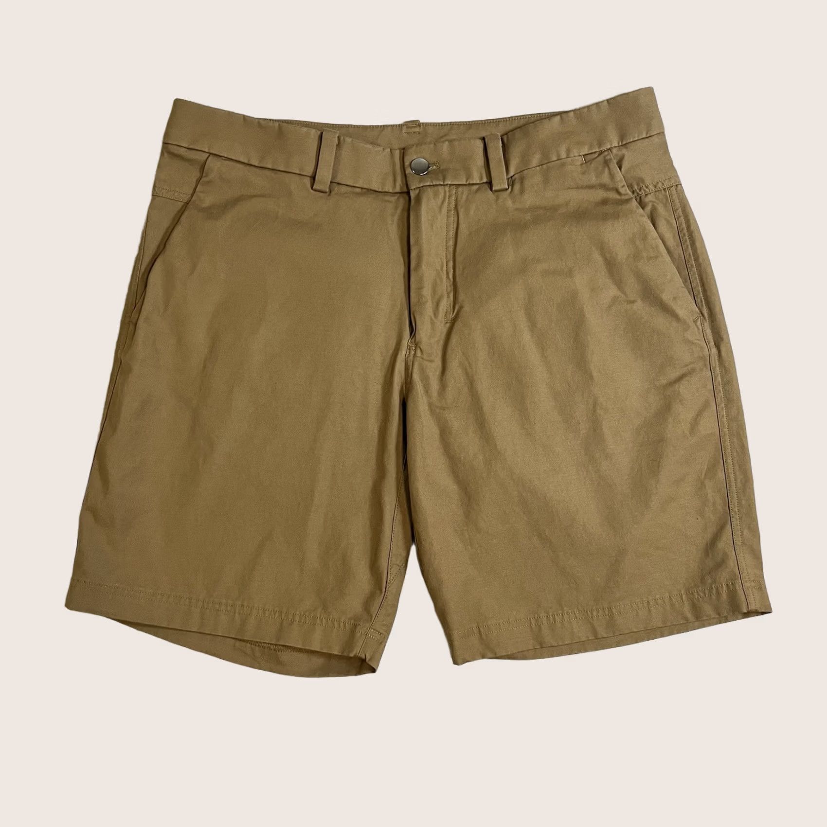 Lululemon Lululemon Commission Shorts Mens 34 Chino Khaki Stretch Golf Preppy Athletic Size US 34 / EU 50 - 1 Thumbnail