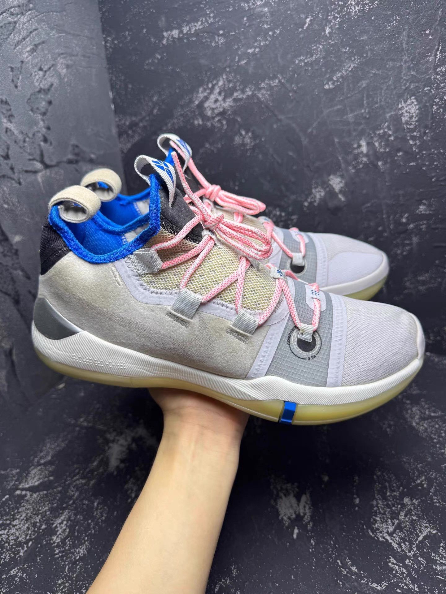Nike Nike Kobe AD Drew League White & Pink Q10 Size US 9.5 / EU 42-43 - 3 Thumbnail