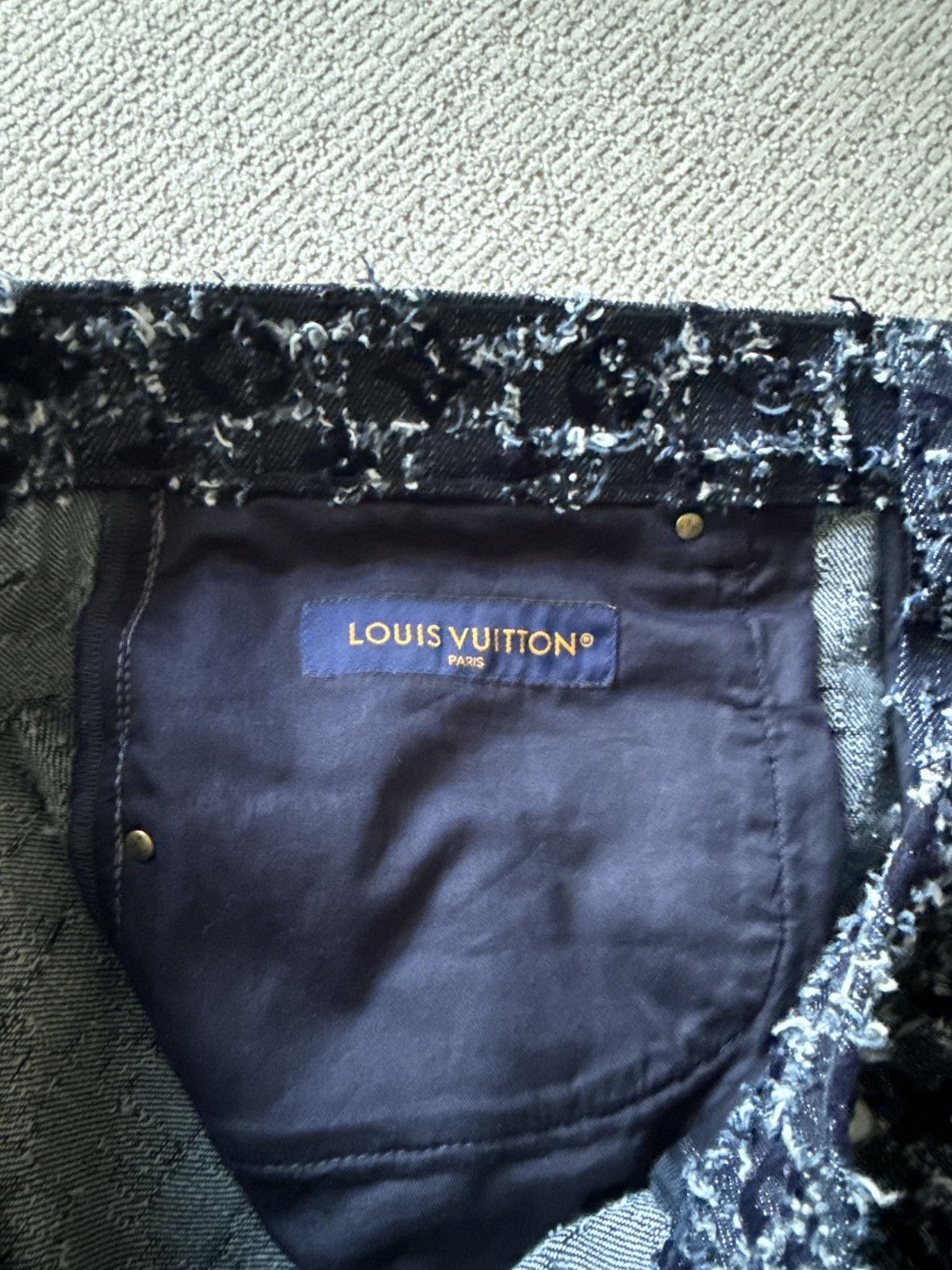 Louis Vuitton Louis Vuitton Flocked Monogram Denim Skate Pants Size US 32 / EU 48 - 8 Thumbnail