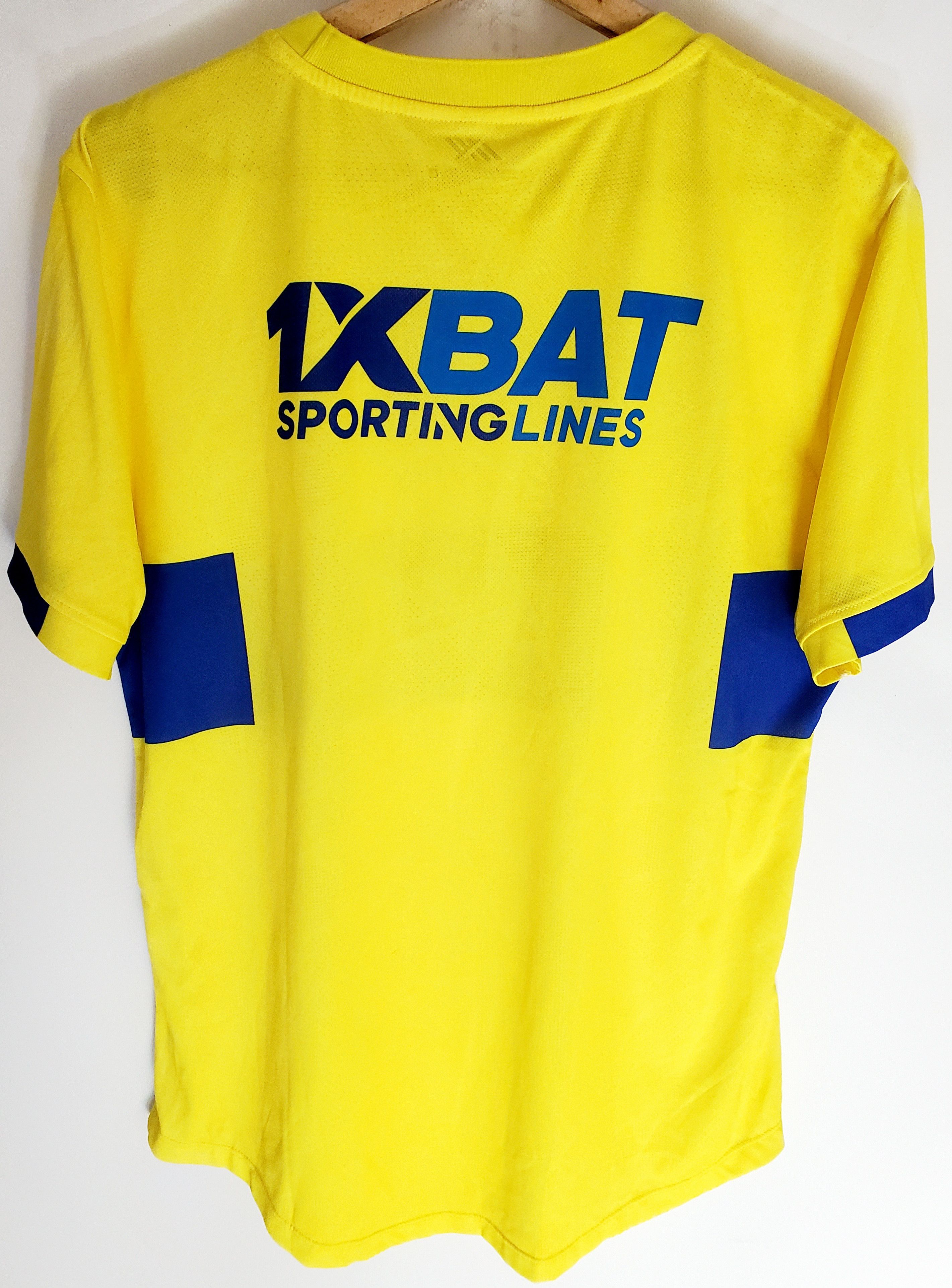 Other 2022-23 Kerala Blasters Alternate Home Shirt new condition L Size US L / EU 52-54 / 3 - 8 Thumbnail