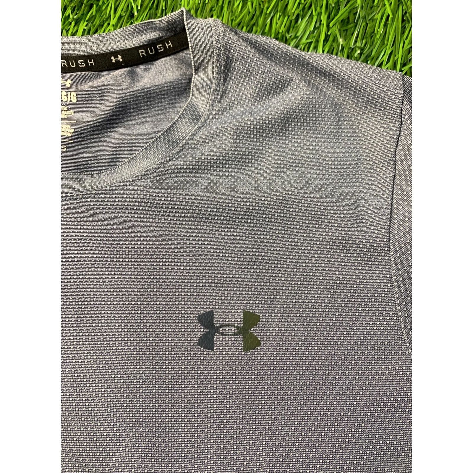 Under Armour UNDER ARMOUR RUSH 2023 Men TRAINING COMPRESSION SHIRT JERSEY L Gray T-Shirt Short Sleeve CrossFit Size US L / EU 52-54 / 3 - 4 Thumbnail