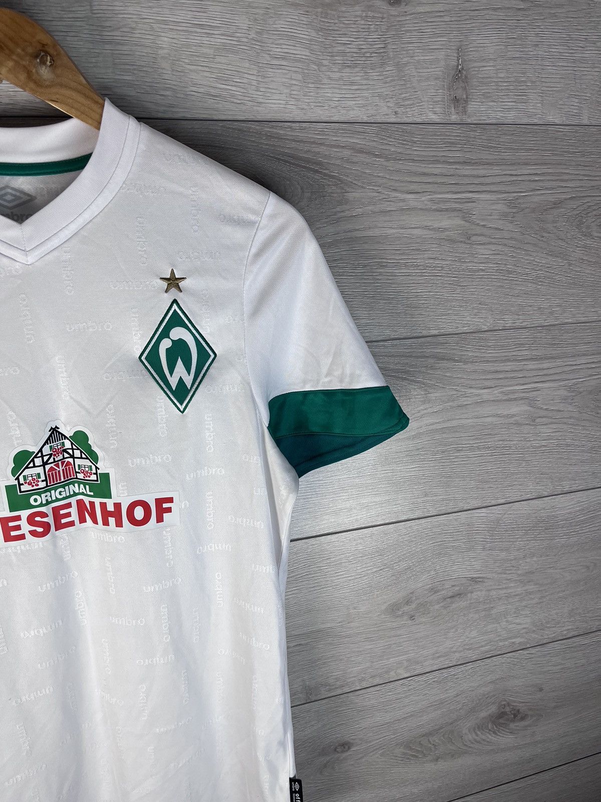 Umbro Werder Bremen Bundesliga Germany Umbro Football rap hip hop Size US S / EU 44-46 / 1 - 3 Thumbnail
