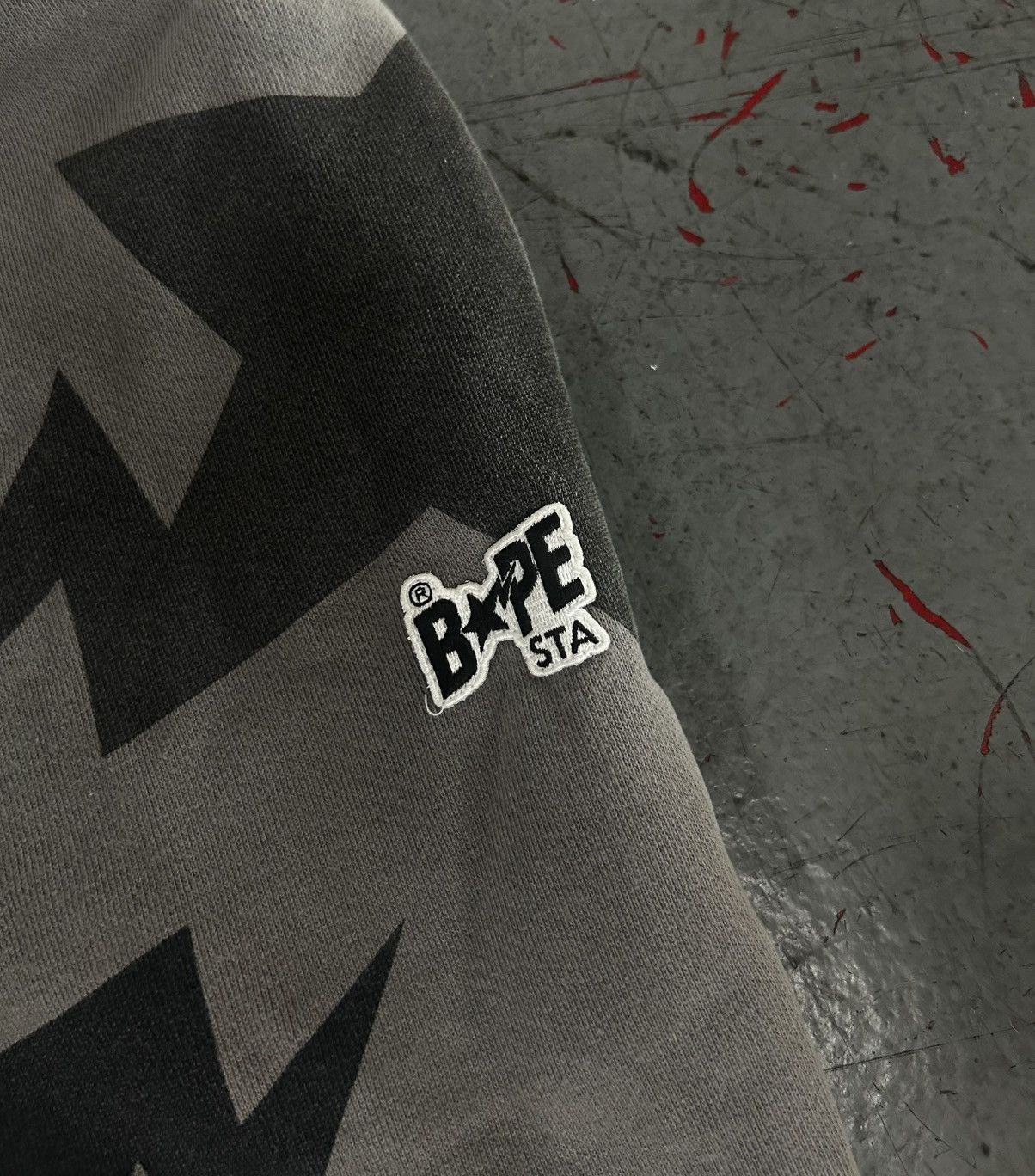 Bape BAPE Sta Pattern Wide Fit Sweat Shorts Size S Size US 29 - 3 Thumbnail