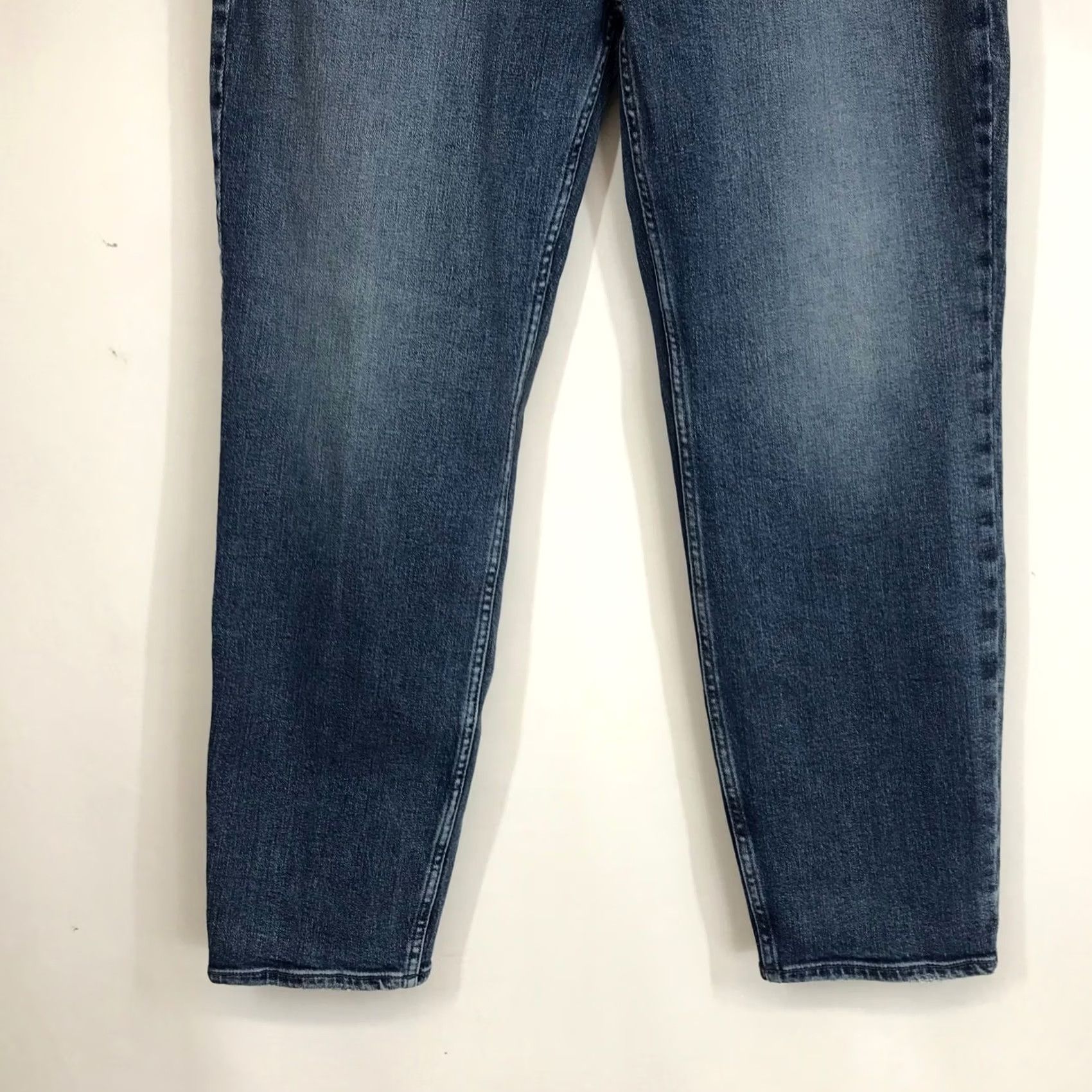 Silver Jeans Co. VINTAGE? No — Silver Jeans Co. Women's Mid Rise Straight Leg Jeans Medium Wash 18P Jeans Women Size 40" / US 18 - 3 Thumbnail