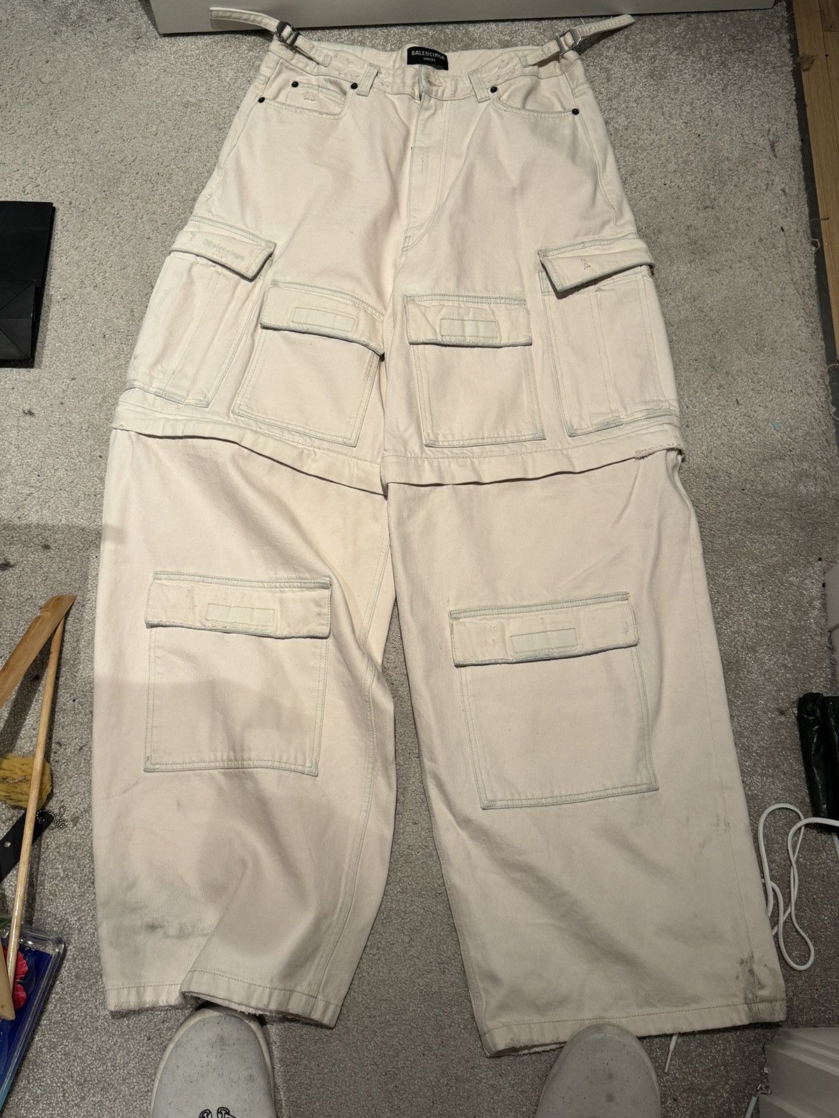 Balenciaga baggy cargo pants