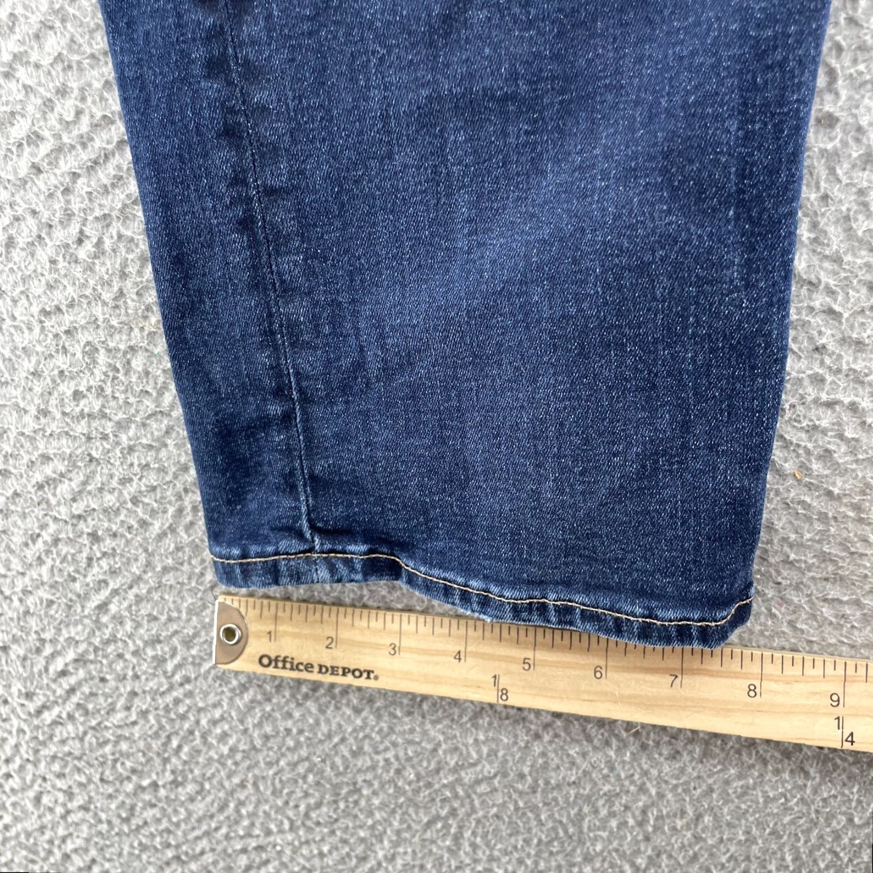 Vintage Lucky Brand Jeans Women 33x27 Mid Straight Sweet Classic Academia 90's Workwear Jeans Women 33x27 Mid Straight Sweet Classic Academia 90s Size 24" / US 00 / IT 34 - 4 Thumbnail