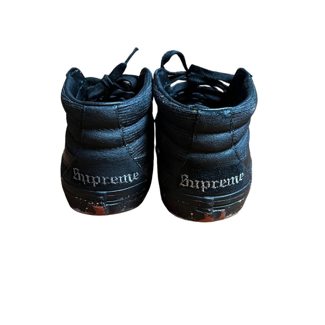Supreme × Vans Supreme Vans Sk8-Mid Crocodile spray painted black blackout Size US 9 / EU 42 - 2 Thumbnail
