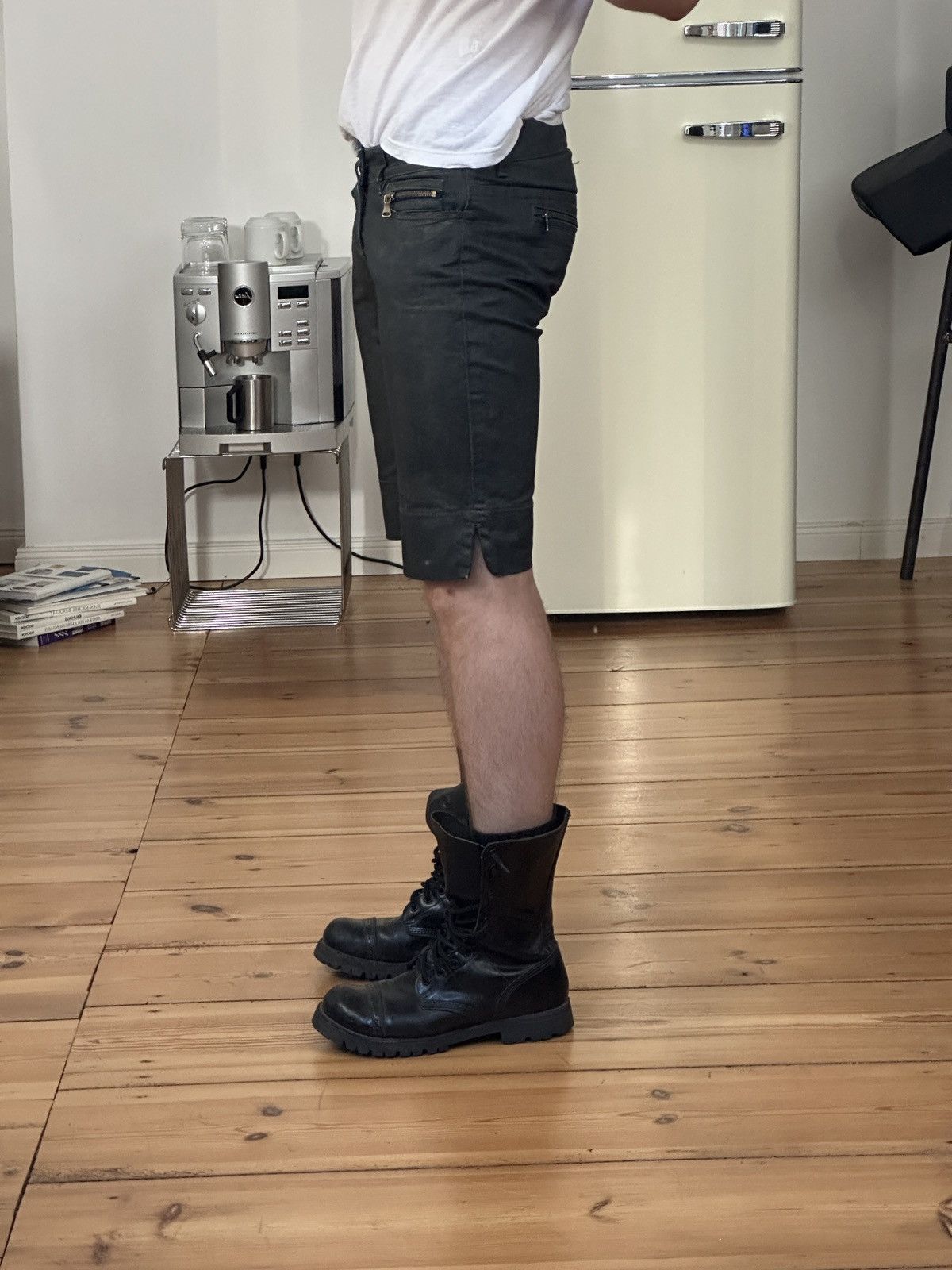 Jean Paul Gaultier Jean Paul Gaultier Waxed Shorts grey greenish Size US 28 / EU 44 - 3 Thumbnail