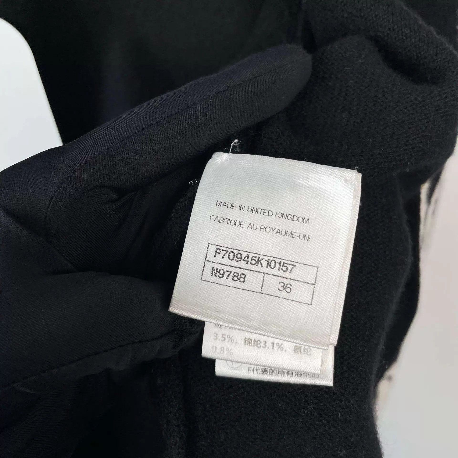 Chanel Chanel Women's 97 New Black & White 36 Jacket Size XS / US 0-2 / IT 36-38 - 4 Thumbnail