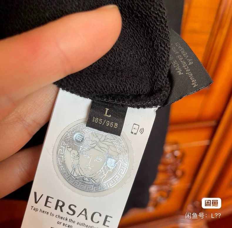 Versace Versace Super heavy industry fashion sweatshirt Size US L / EU 52-54 / 3 - 3 Thumbnail
