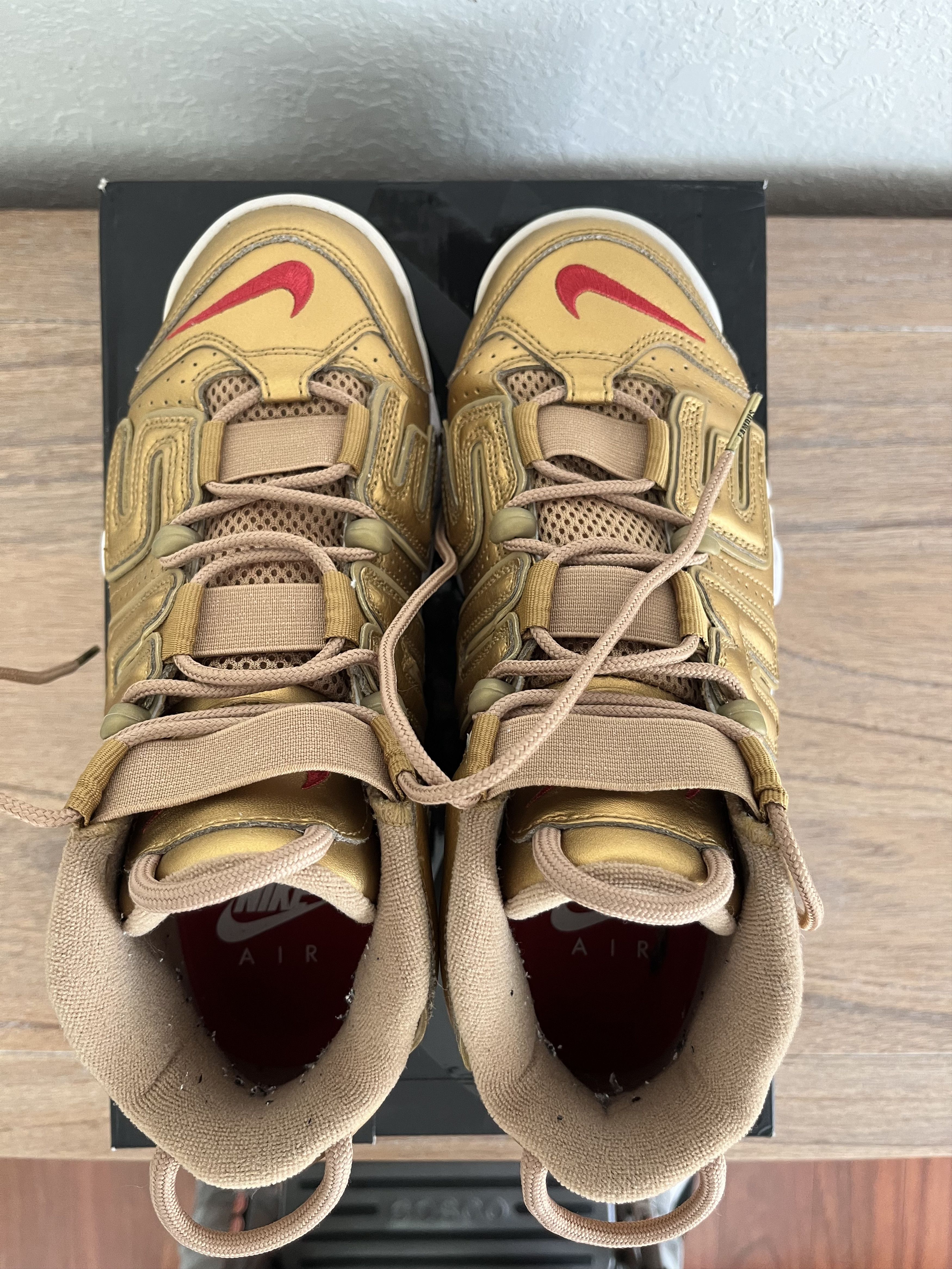 Nike × Supreme Supreme x Air More Uptempo ‘Metallic Gold’ Size US 8 / EU 41 - 6 Thumbnail