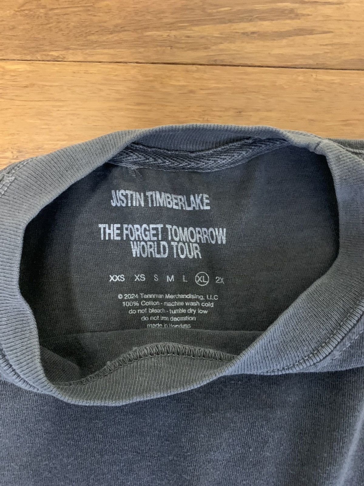 Band Tees Justin Timberlake The Forget Tomorrow World Tour Tee Size US XL / EU 56 / 4 - 2 Thumbnail
