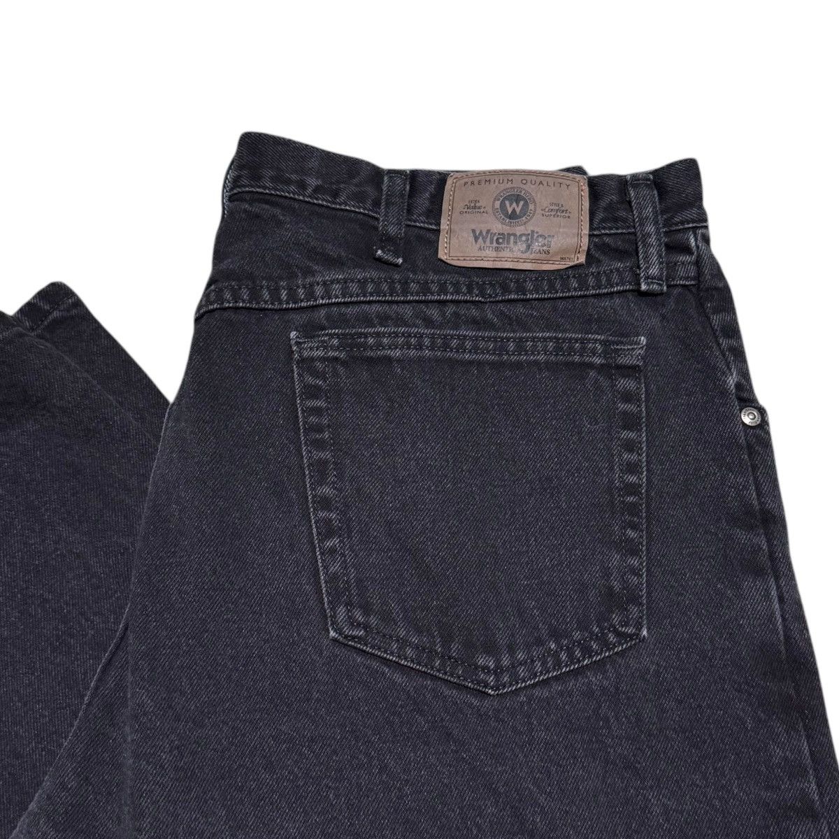 Vintage × Wrangler Wrangler Faded Relaxed Fit Black Jean Pants Men’s 38x29 Size US 38 / EU 54 - 2 Thumbnail