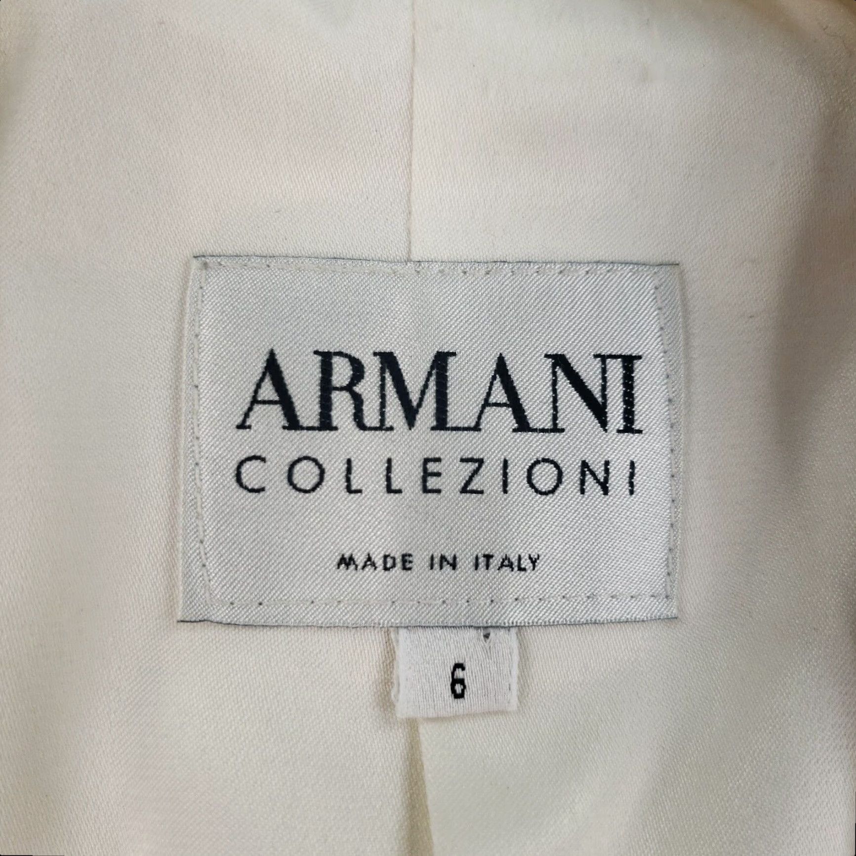 Armani Armani Collezioni Blazer Womens Size 6 Beige Striped Wool Blend Stitched Collared Lined Button Blazer Womens Size 6 Beige Striped Wool Blend Size M / US 6-8 / IT 42-44 - 5 Thumbnail